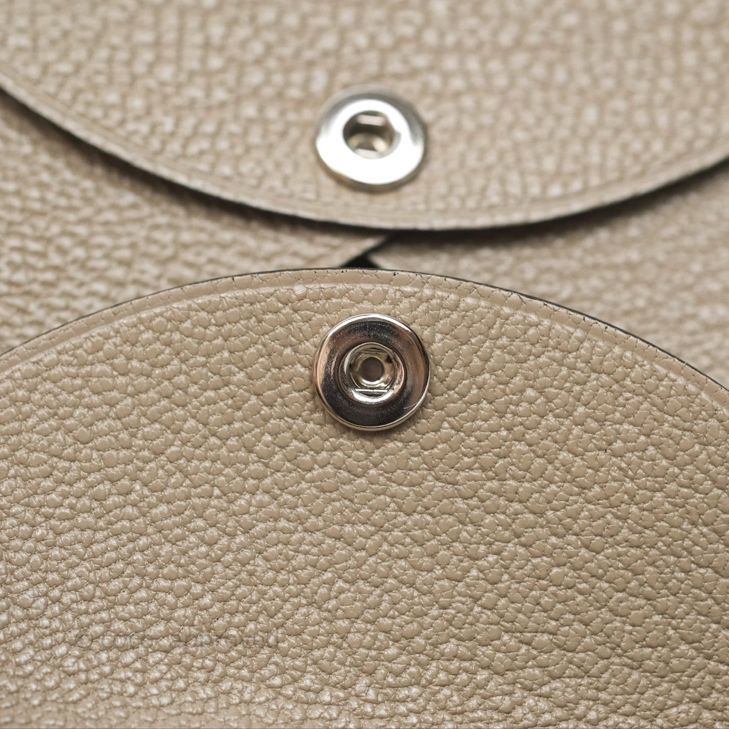 Hermès Calvi Duo Compact Card Holder Gris Tourterelle Mysore