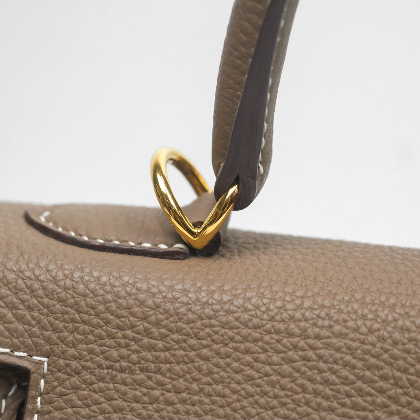 Hermès Retourne Kelly 25 Etoupe 18 Togo Gold Hardware