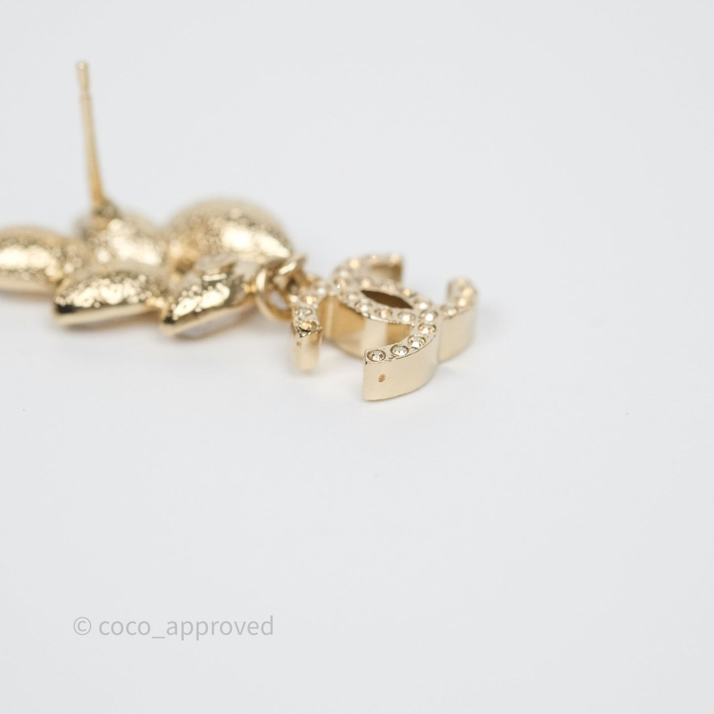 Chanel Crystal Leafy CC Earrings Gold Tone 22K