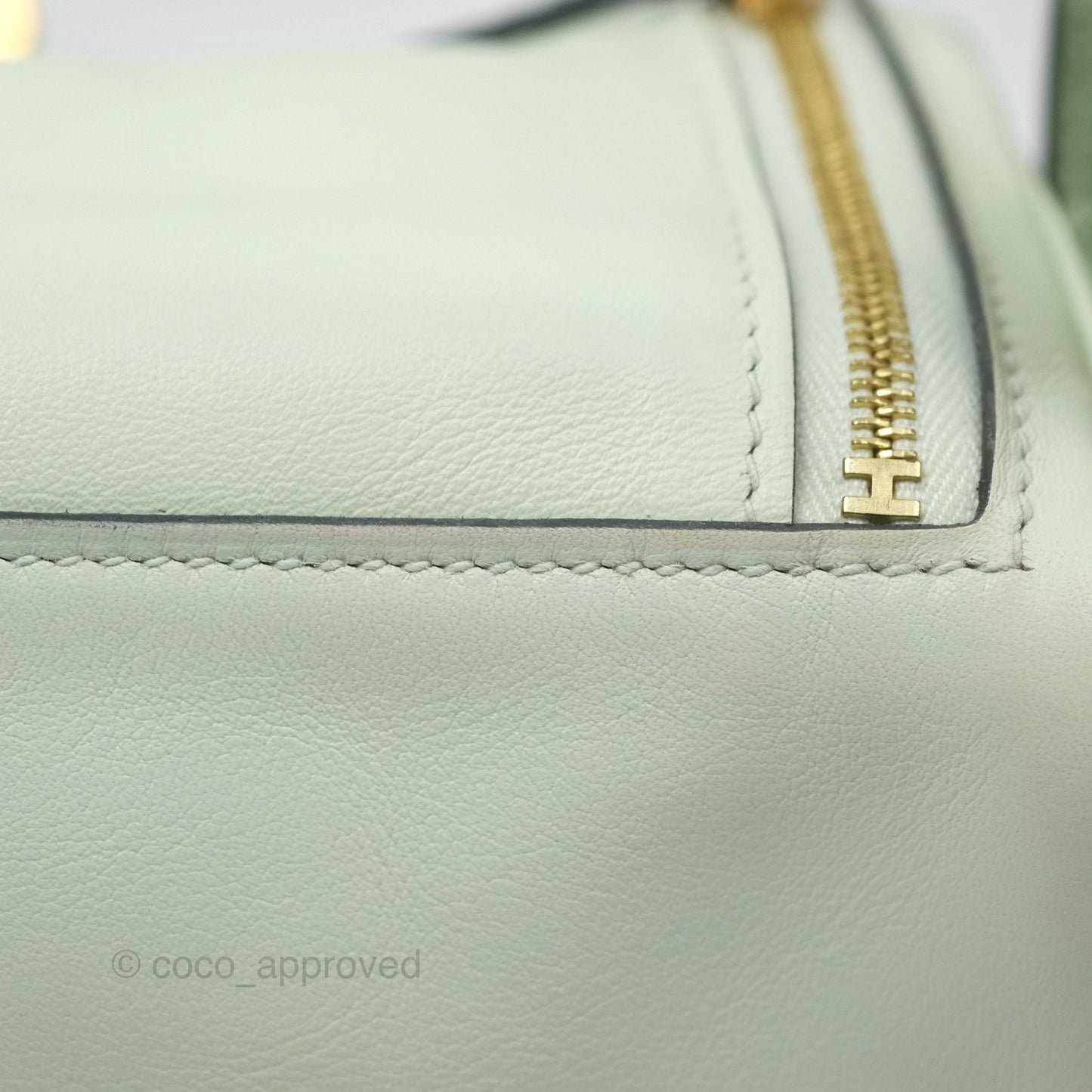 Hermès Mini Lindy Touch Vert Fizz 0S Swift Alligator Handle Gold Hardware