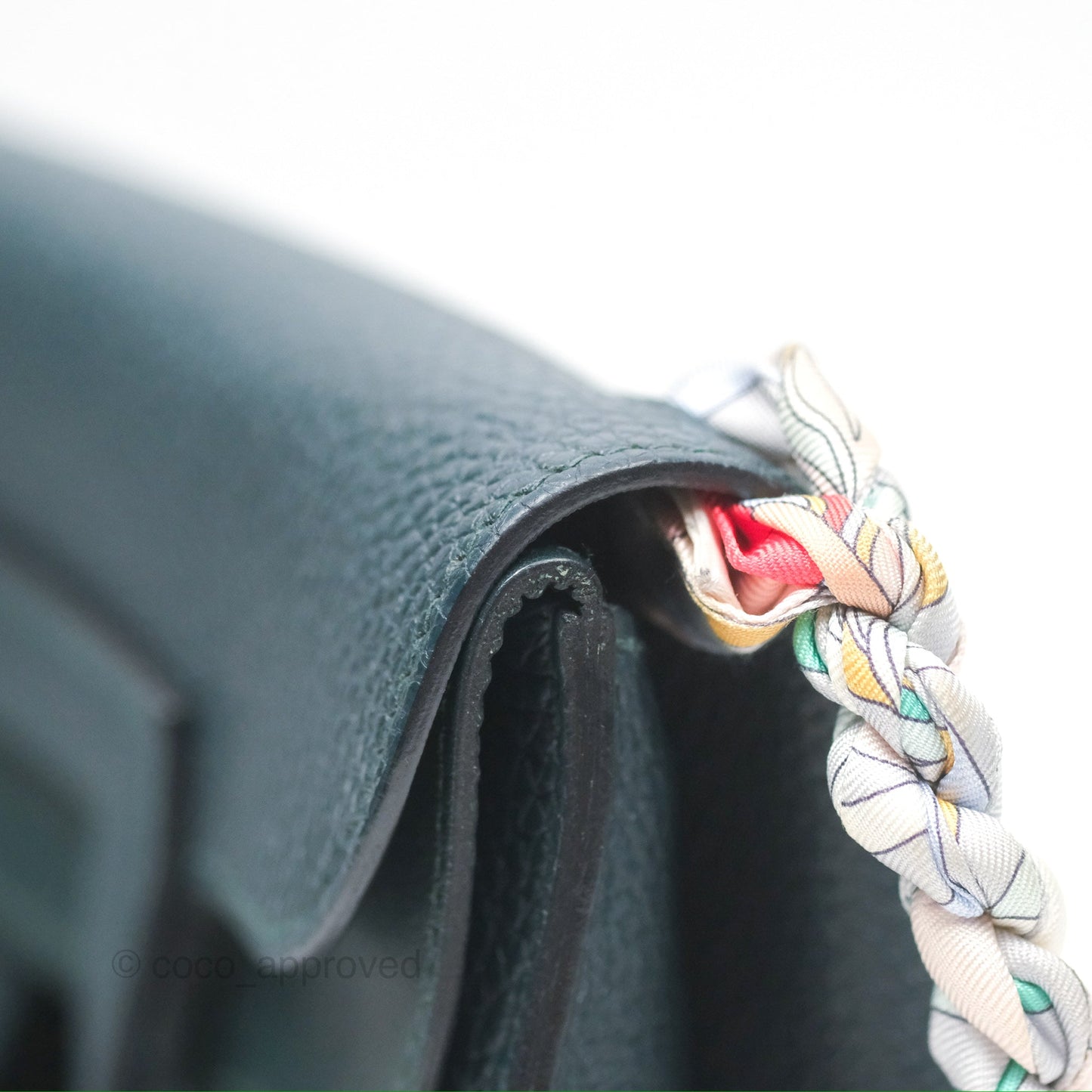 Hermès Halzan 25 Taurillon Clemence 60 Vert Cypres Gold Hardware