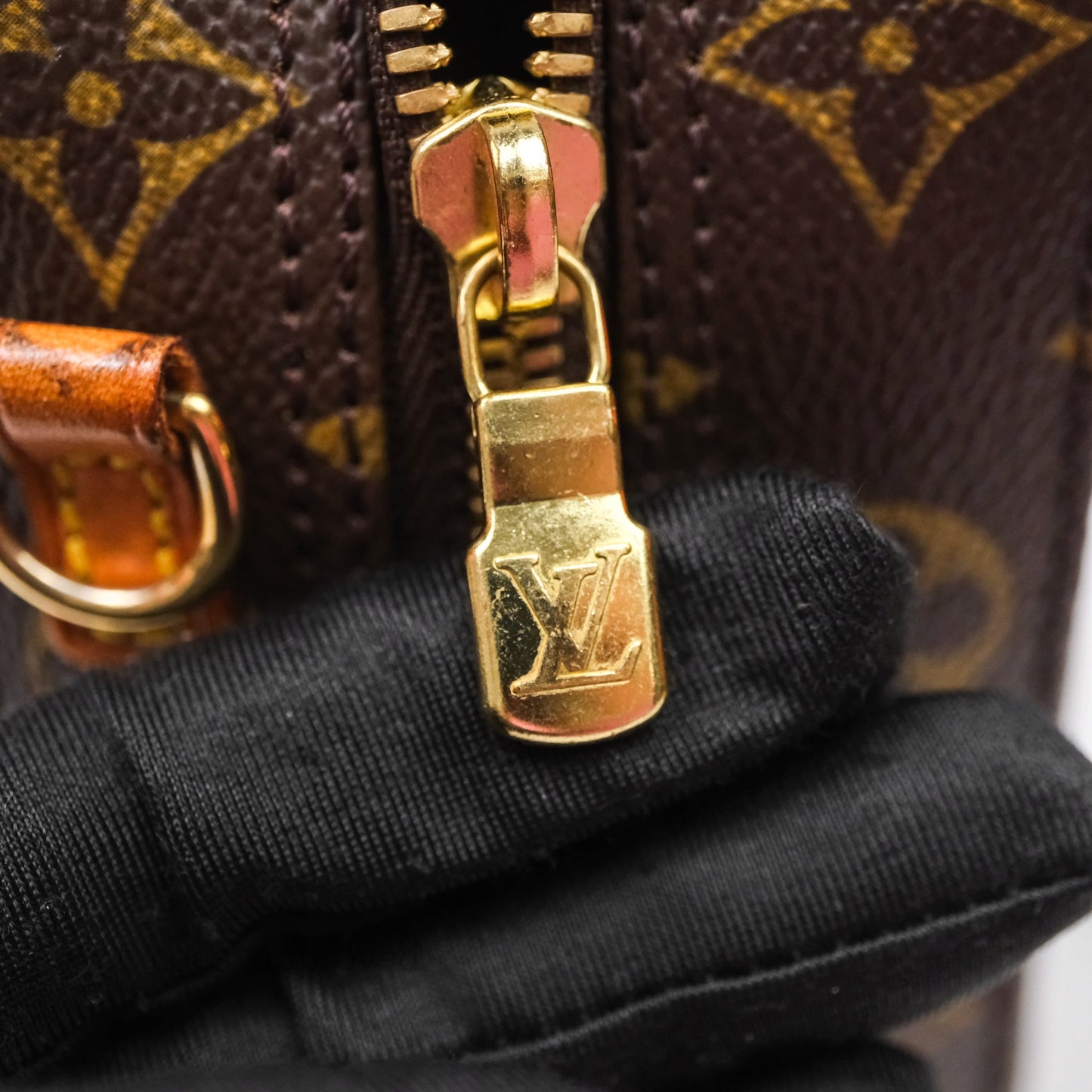 Louis Vuitton Monogram Spontini 2way Bag