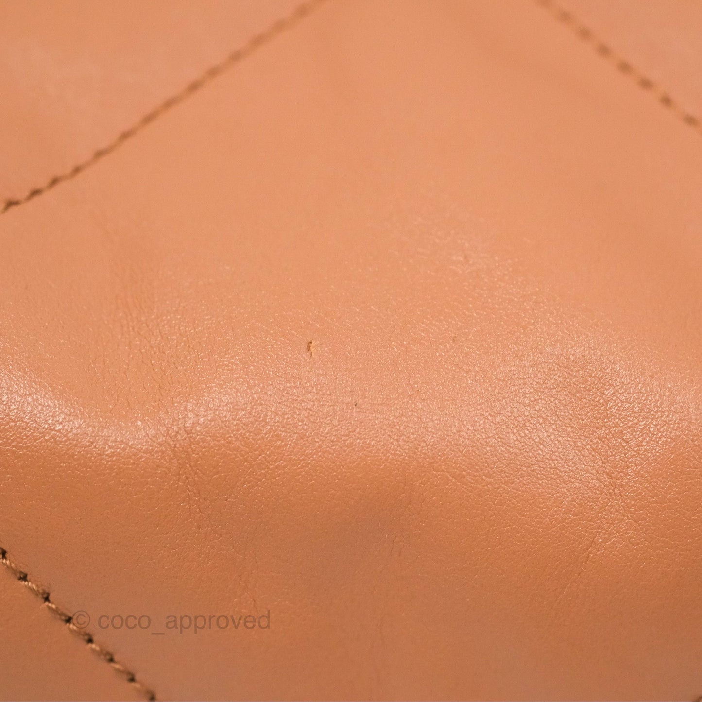 Chanel 22 Medium Caramel Beige Shiny Calfskin Aged Gold Hardware