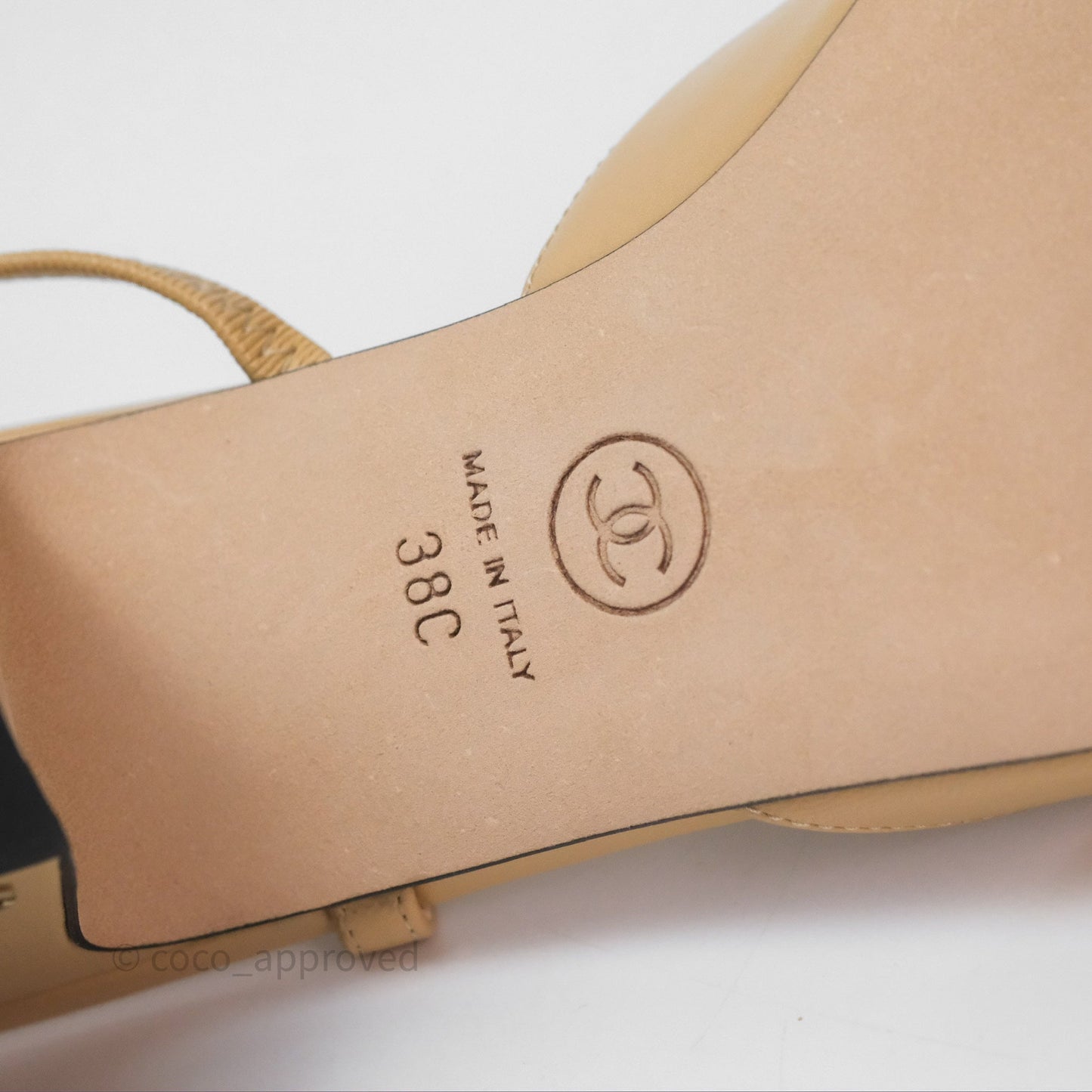 Chanel Classic Slingback Beige Black Leather Size 38