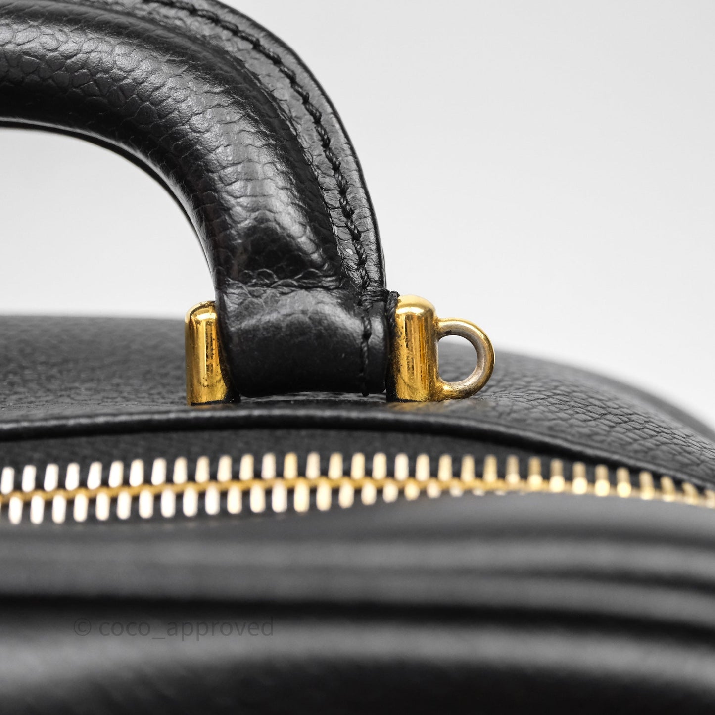 Chanel Vintage Timeless Vanity Case Caviar 24K Gold Hardware