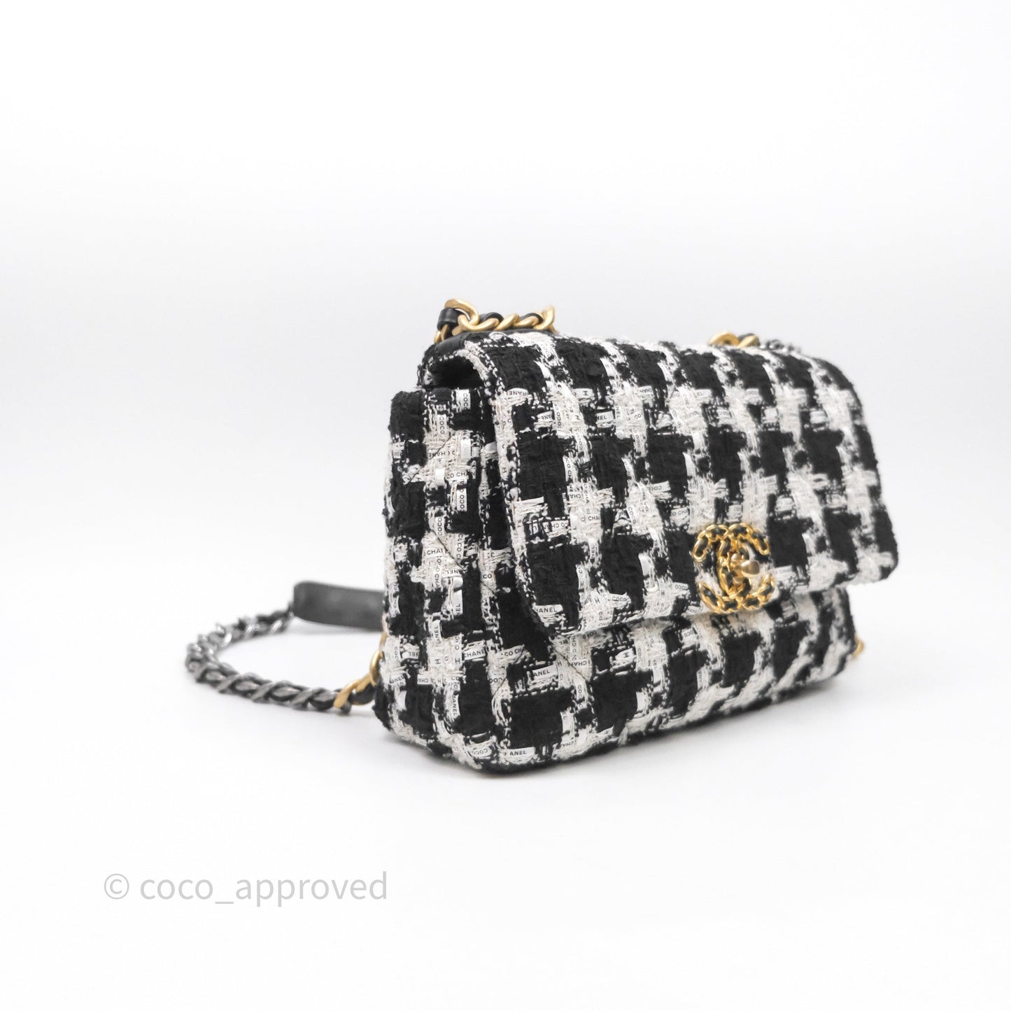 Chanel 19 Small Tweed Houndstooth Black & White Mixed Hardware