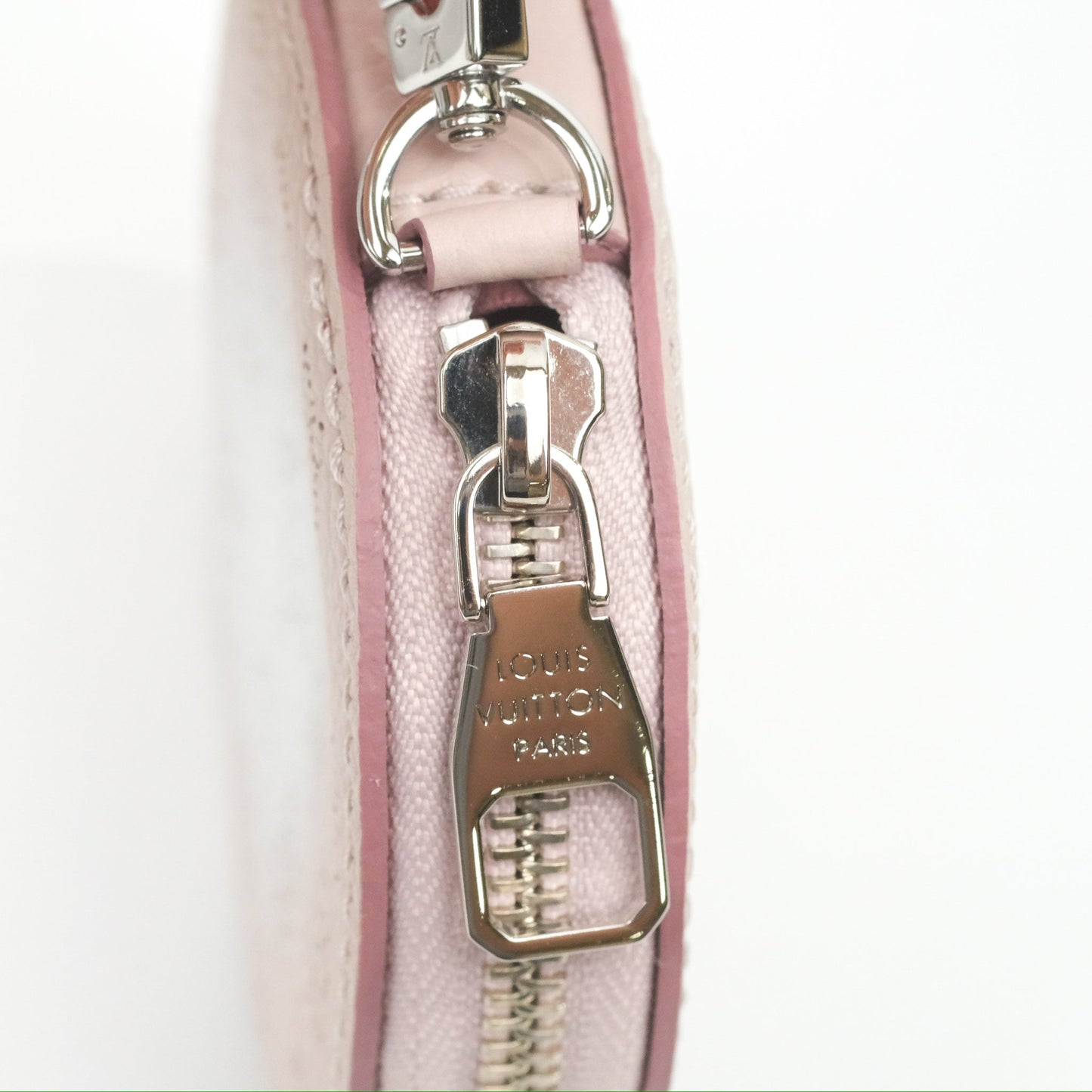 Louis Vuitton Bella Lilas Mahina Calfskin