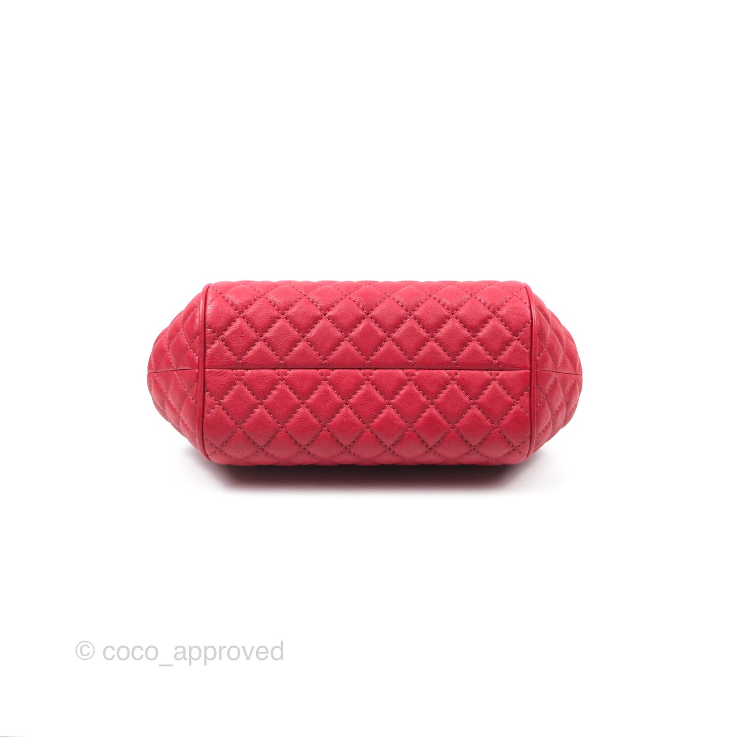 Chanel Quilted Kisslock Handbag With Chain Red Calfskin Gold Hardware