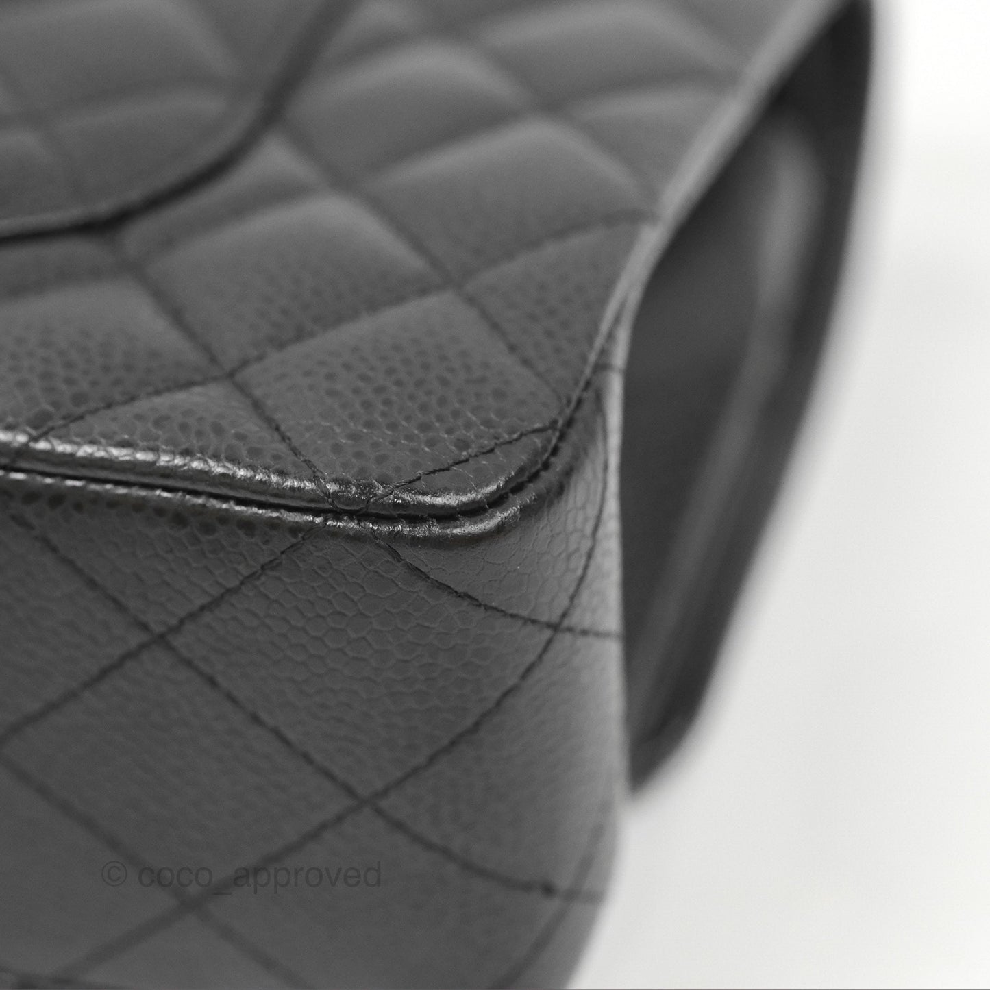 Chanel Classic M/L Medium Flap Quilted Black Caviar Gold Hardware