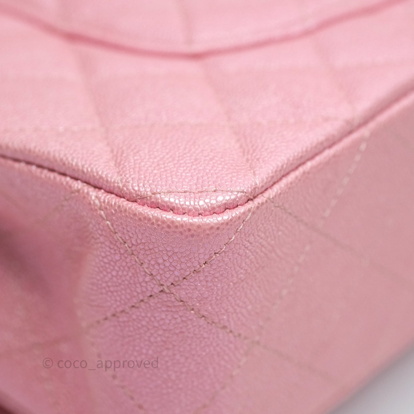 Chanel Quilted Classic M/L Medium Flap Iridescent Pink Caviar Gold Hardware 19S