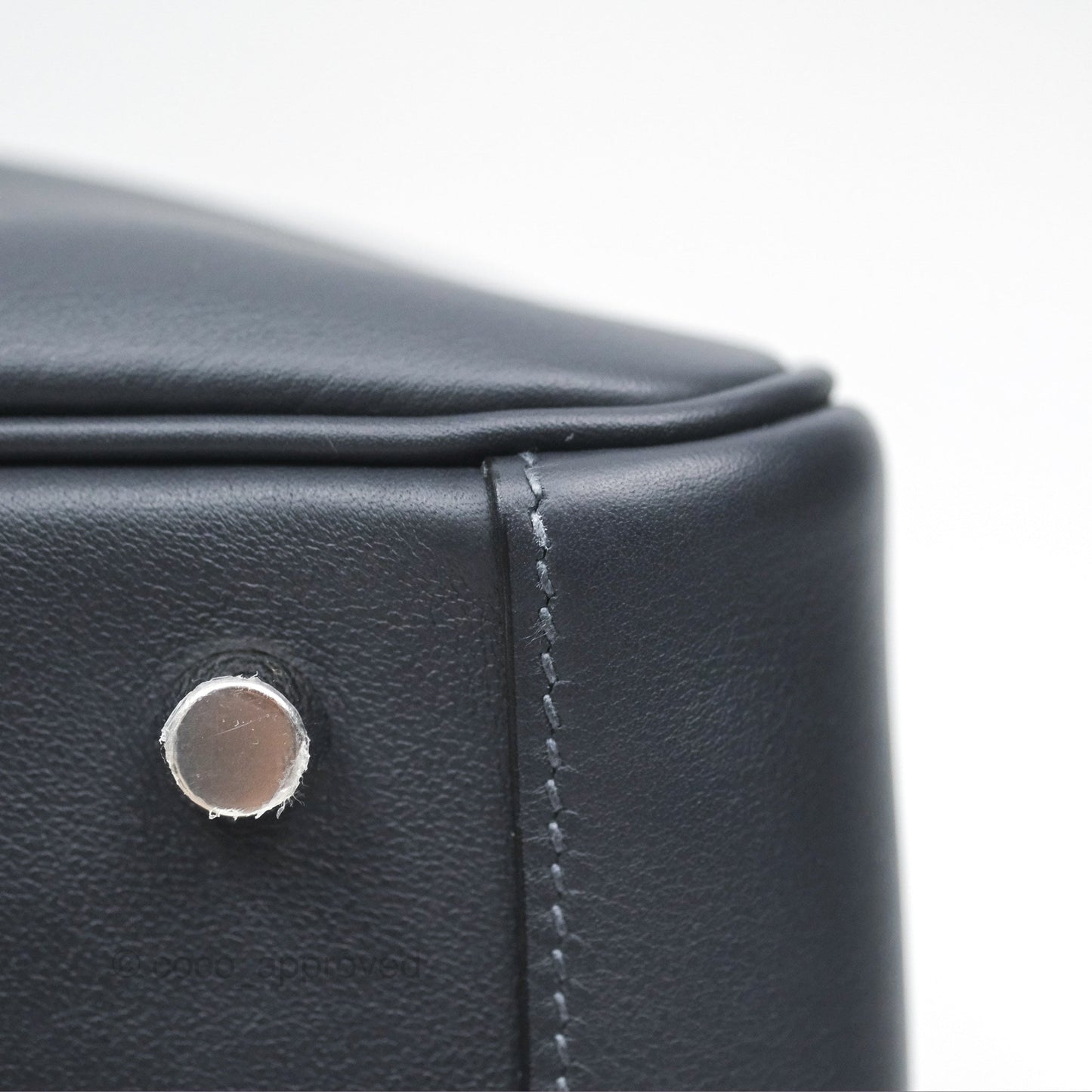 Hermès Lindy 26 Caban/Bleu Frida Swift Palladium Hardware