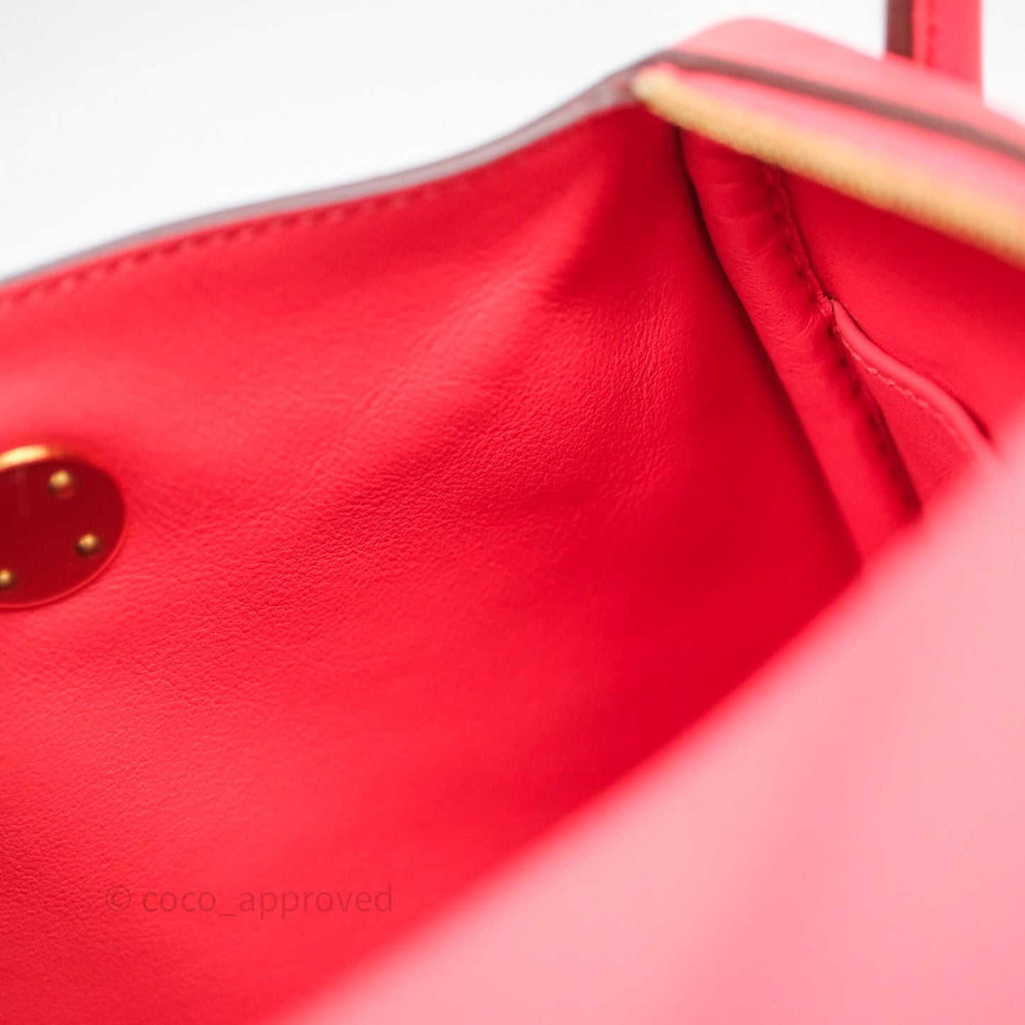 Hermès Mini Lindy 0E Rose Texas Clemence Gold Hardware