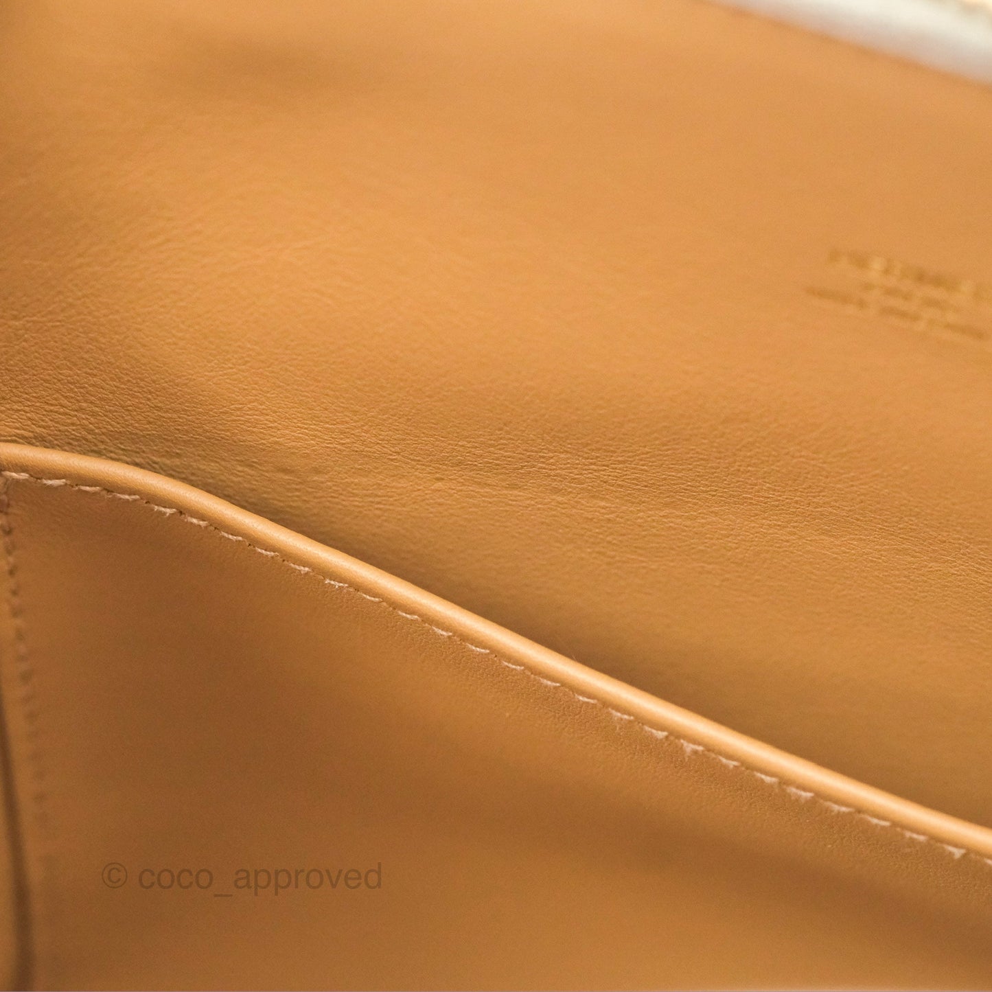 Hermès Bolide 1923 25 Mushroom 0T/Biscuit 48 Evercolor Gold Hardware