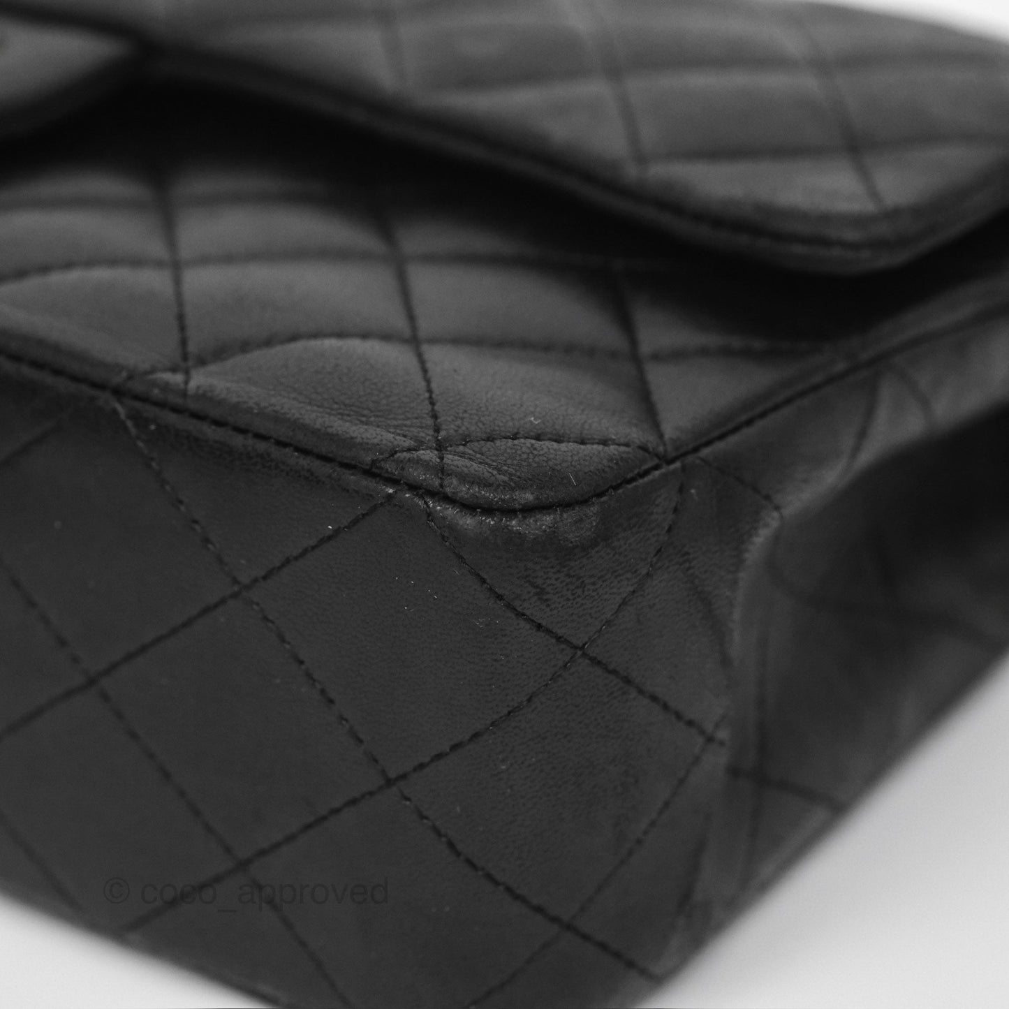 Chanel Classic M/L Medium Flap Quilted Black Lambskin Gold Hardware