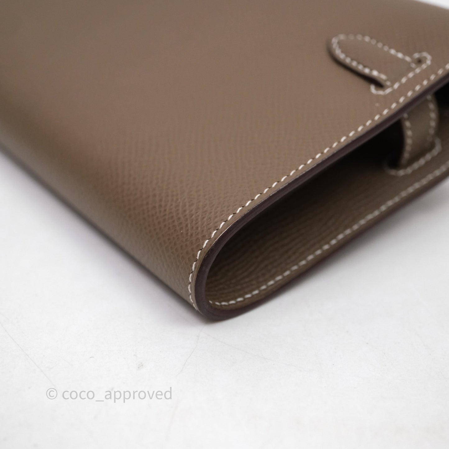 Hermès Kelly To Go Wallet Etoupe 18 Epsom Gold Hardware