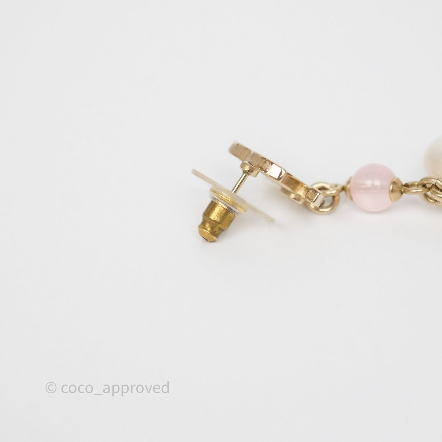 Chanel CC Pink Bead Heart Pearl Crystal CC Drop Earrings Gold Tone 21B