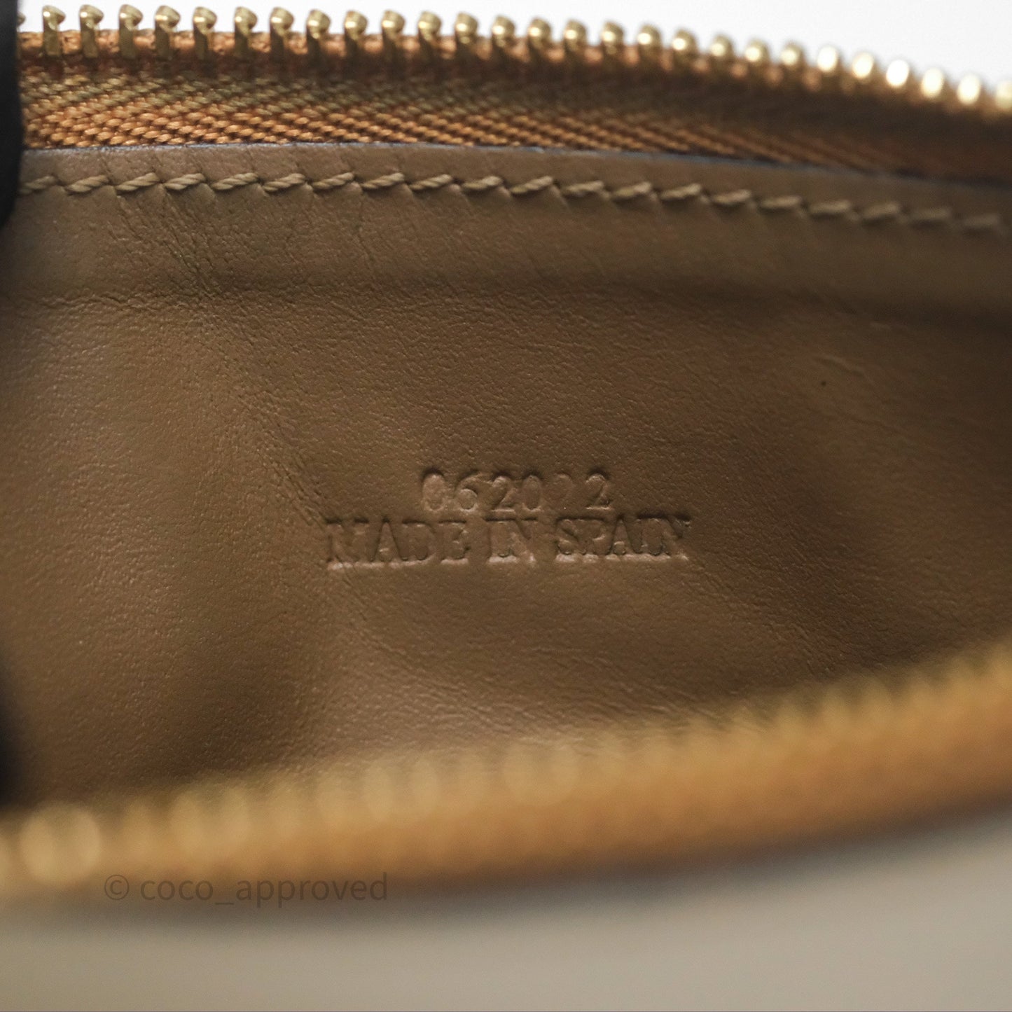 Loewe Puzzle Coin Card Holder Calfskin
