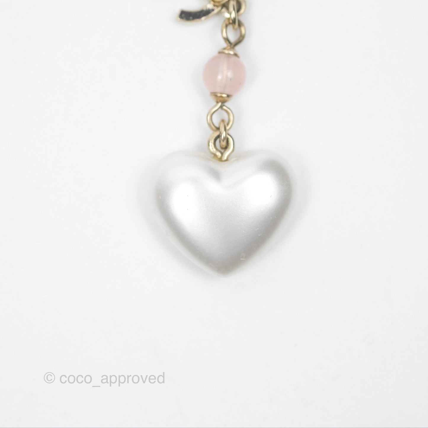 Chanel CC Pink Bead Heart Pearl Crystal CC Drop Earrings Gold Tone 21B