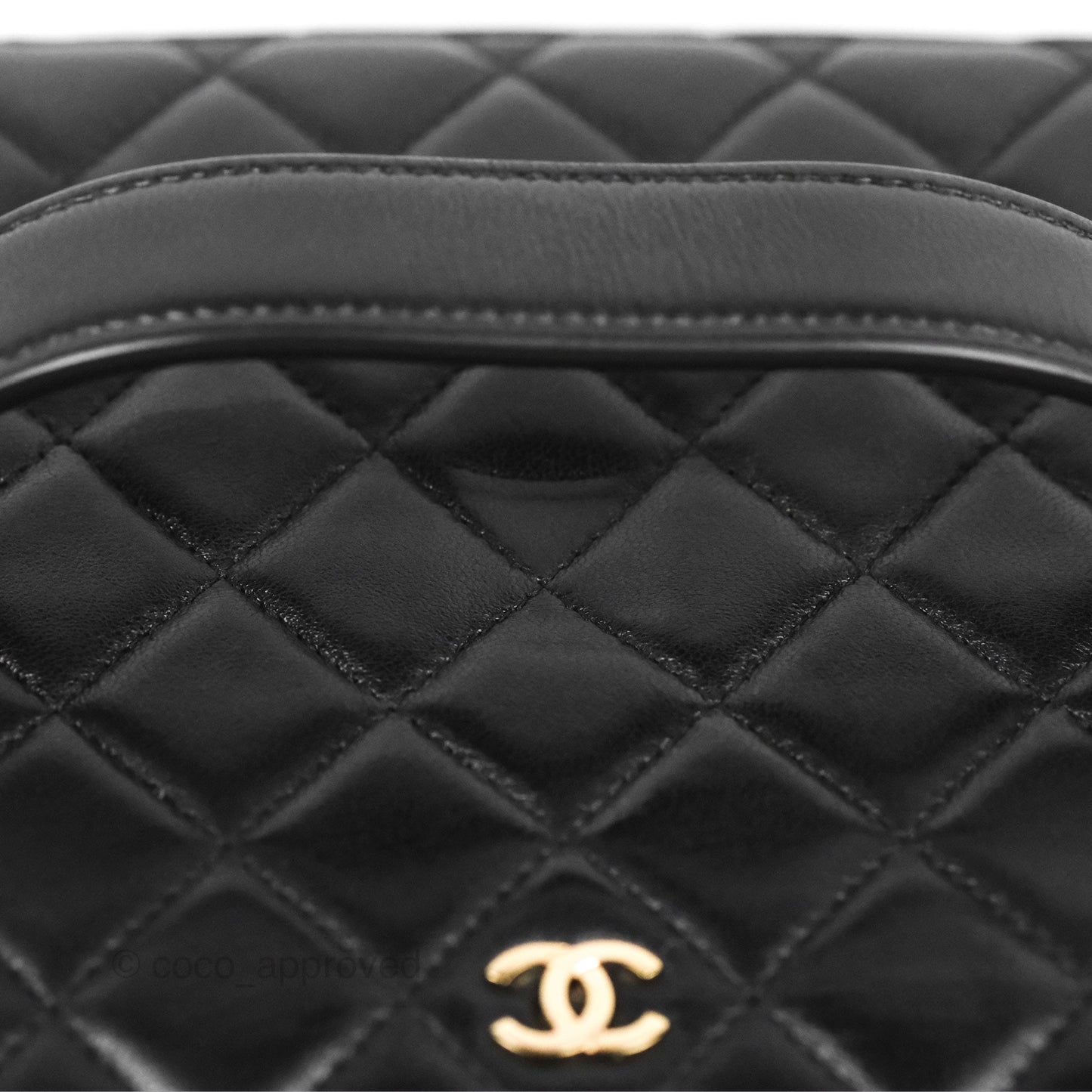 Chanel Classic Cosmetic Vanity Pouch Quilted Black Lambskin Gold Hardware
