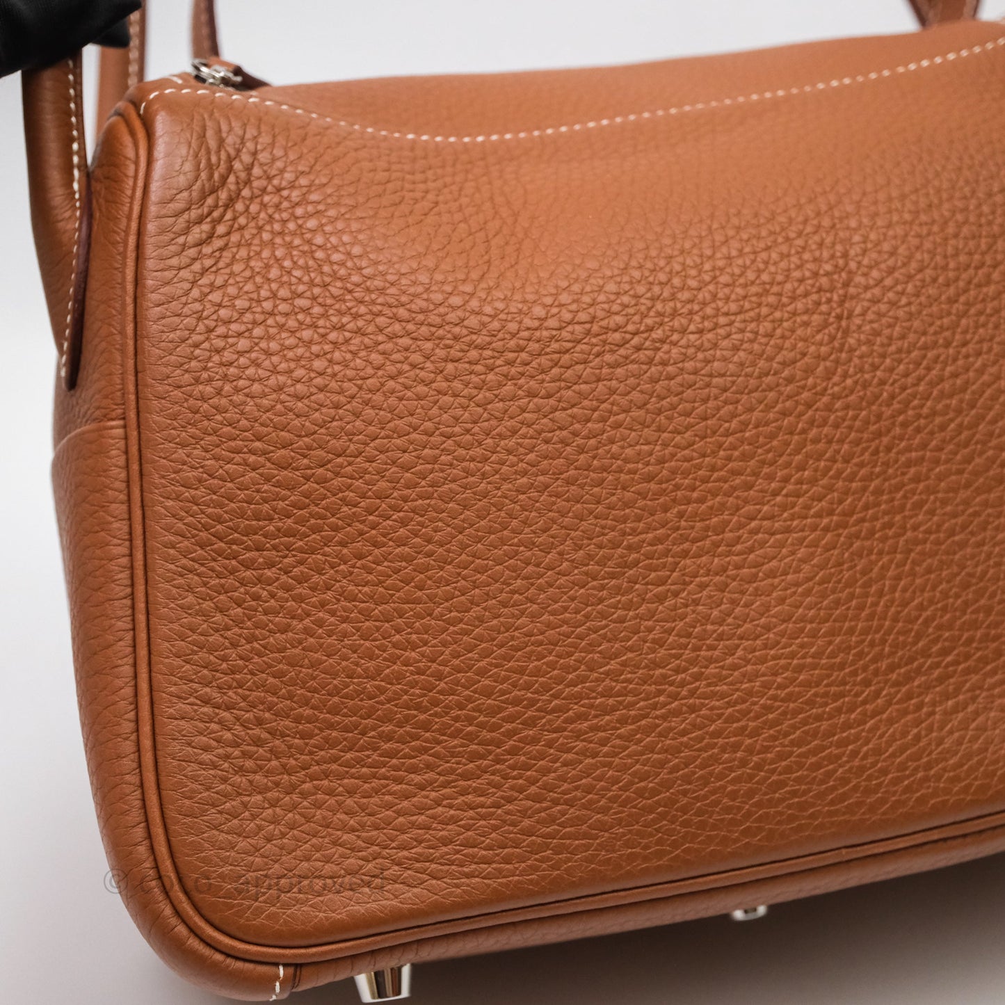Hermès Lindy 26 Gold Clemence Palladium Hardware