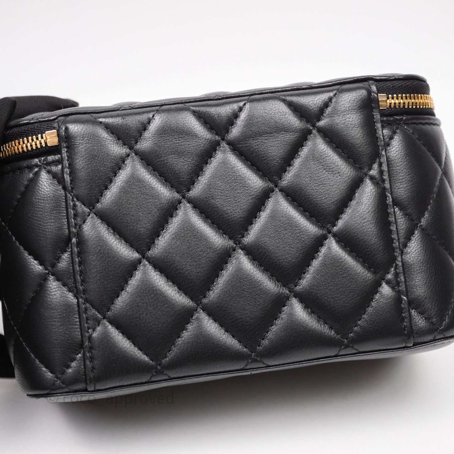 Chanel Vanity With COCO Heart Chain Black Lambskin Aged Gold Hardware