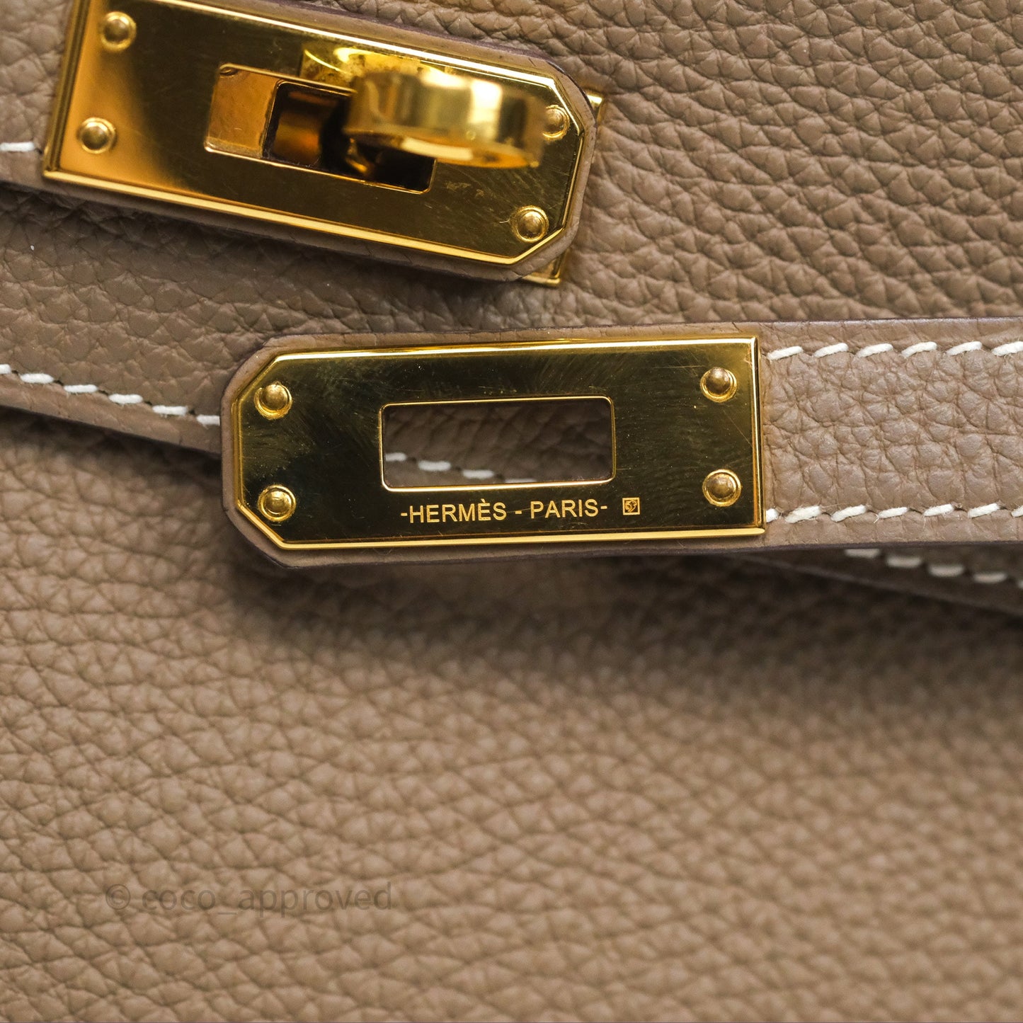 Hermès Retourne Kelly 25 Etoupe 18 Togo Gold Hardware