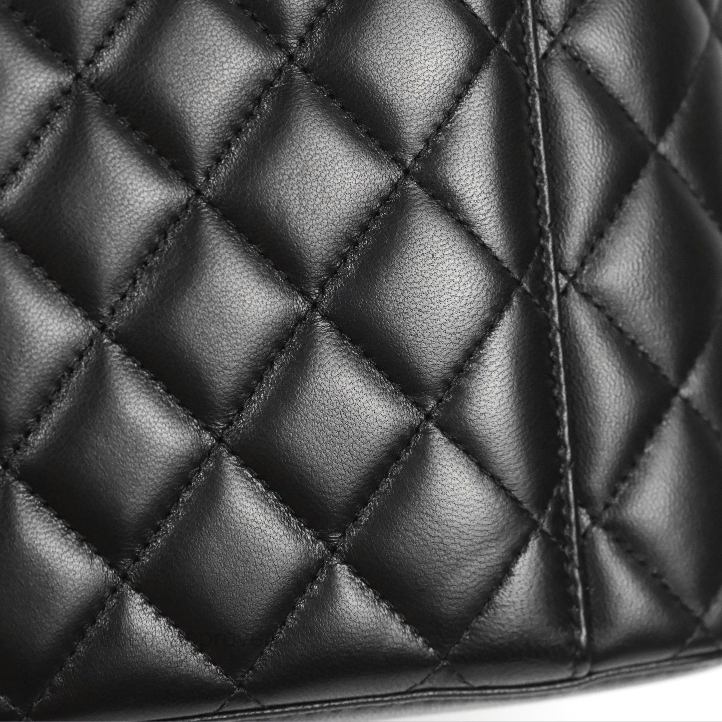 Chanel Classic Cosmetic Vanity Pouch Quilted Black Lambskin Gold Hardware