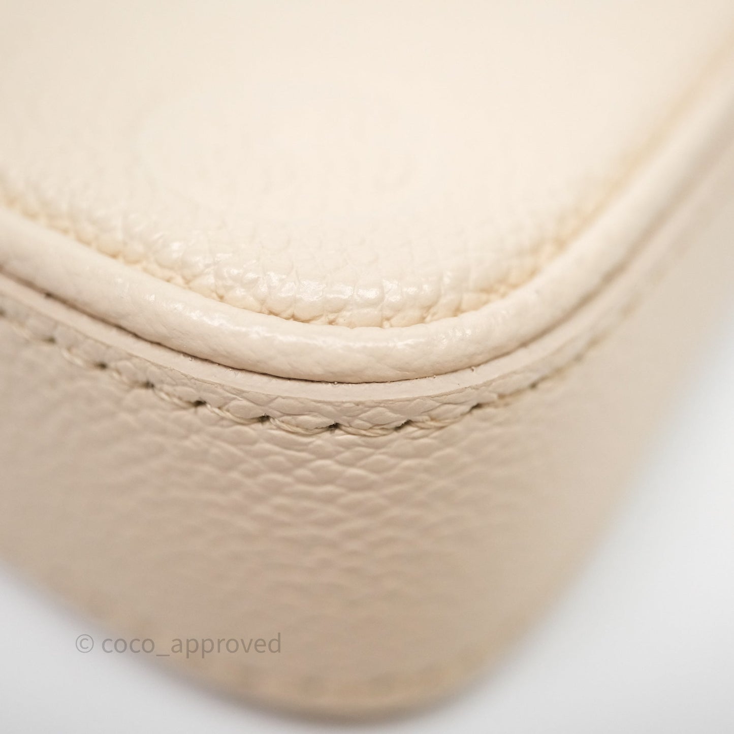 Louis Vuitton Easy Pouch On Strap Crème Monogram Empreinte Leather