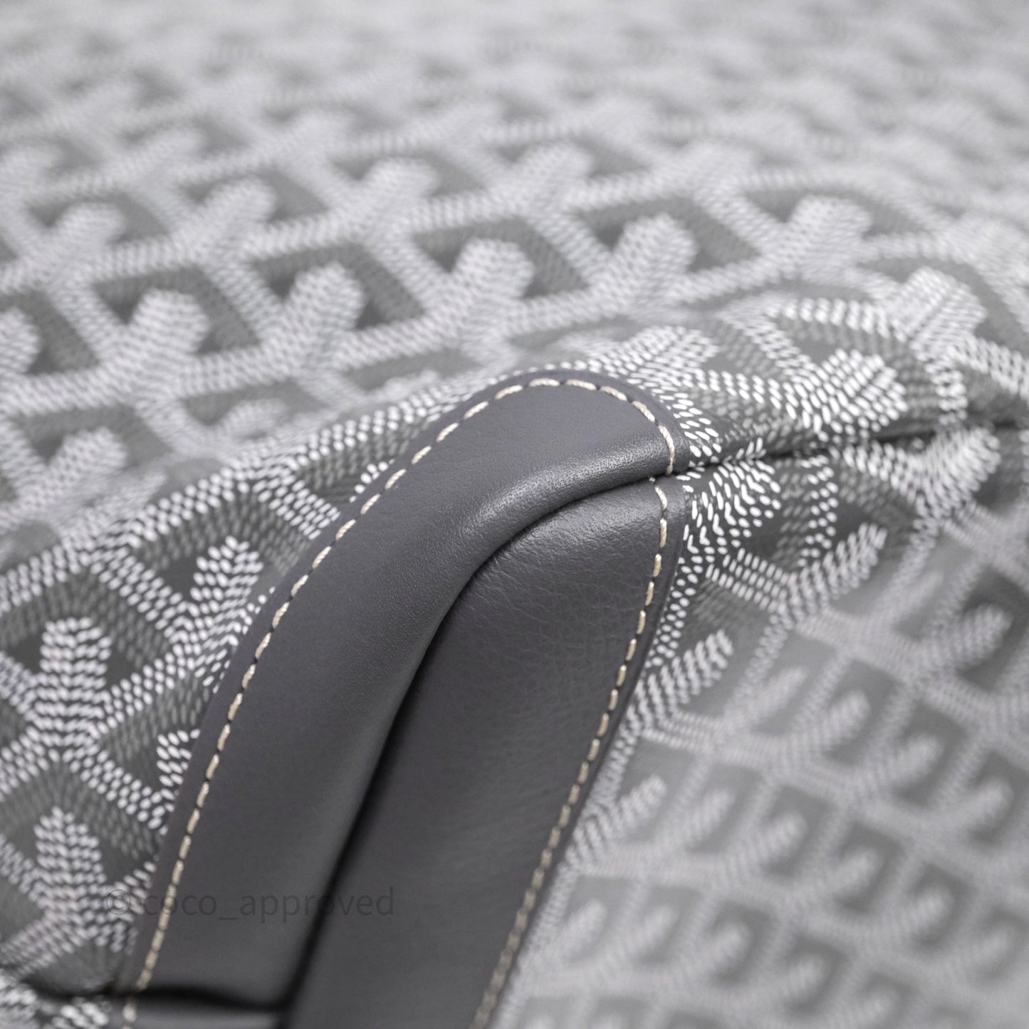 Goyard Artois Tote MM Goyardine Canvas⁣⁣⁣⁣⁣⁣⁣⁣⁣⁣⁣⁣⁣⁣⁣⁣⁣⁣⁣⁣ Grey