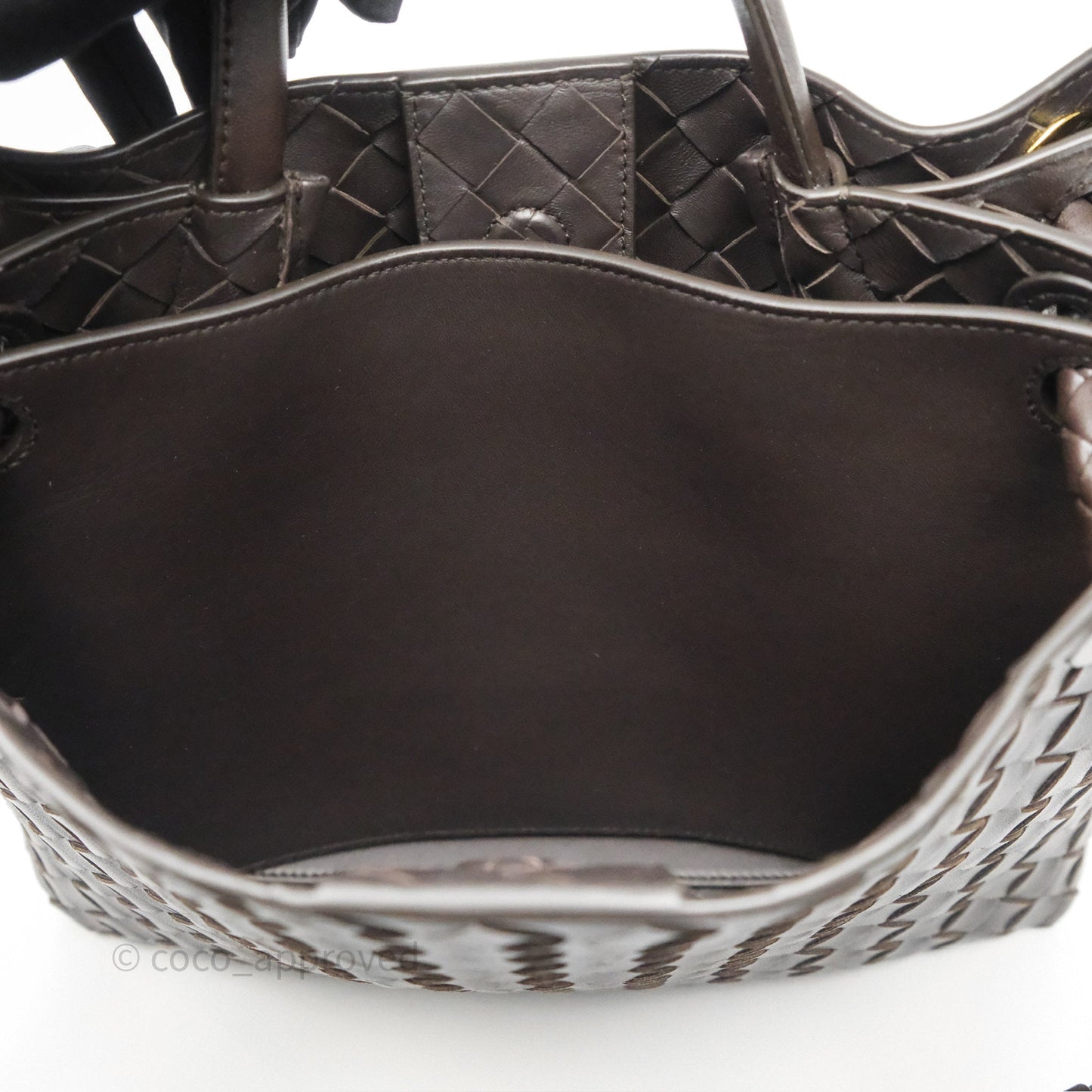 Bottega Veneta Medium Andiamo Bag Fondant Brown Intrecciato Lambskin
