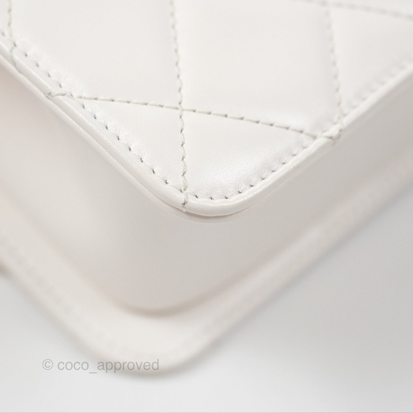 Chanel Quilted Mini Perfect Fit Adjustable White Calfskin Gold Hardware 24C