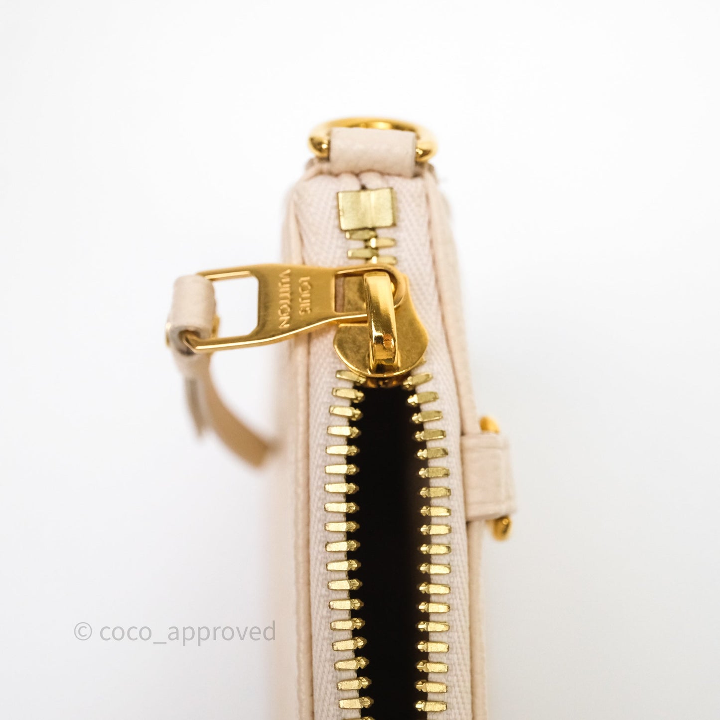 Louis Vuitton Easy Pouch On Strap Crème Monogram Empreinte Leather
