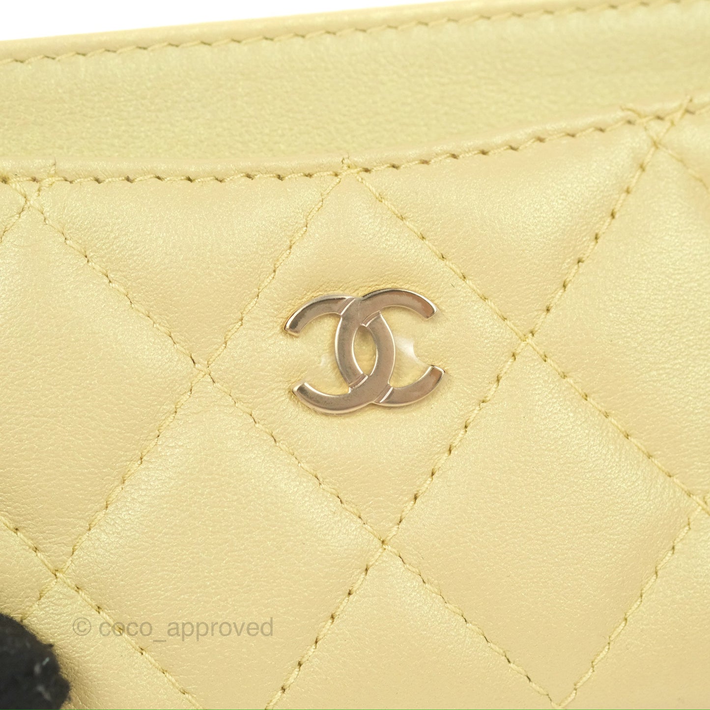 Chanel Classic Flat Card Holder Iridescent Yellow Lambskin Gold Hardware