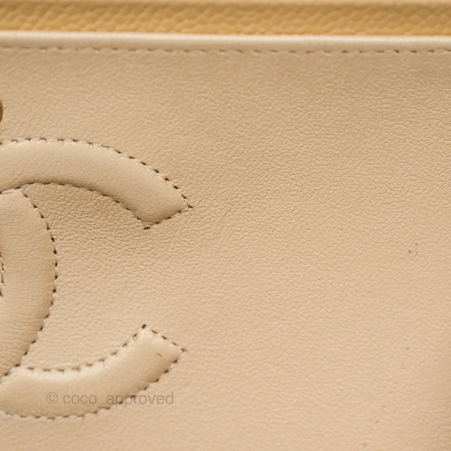 Chanel M/L Medium Classic Flap Quilted Beige Caviar Gold Hardware