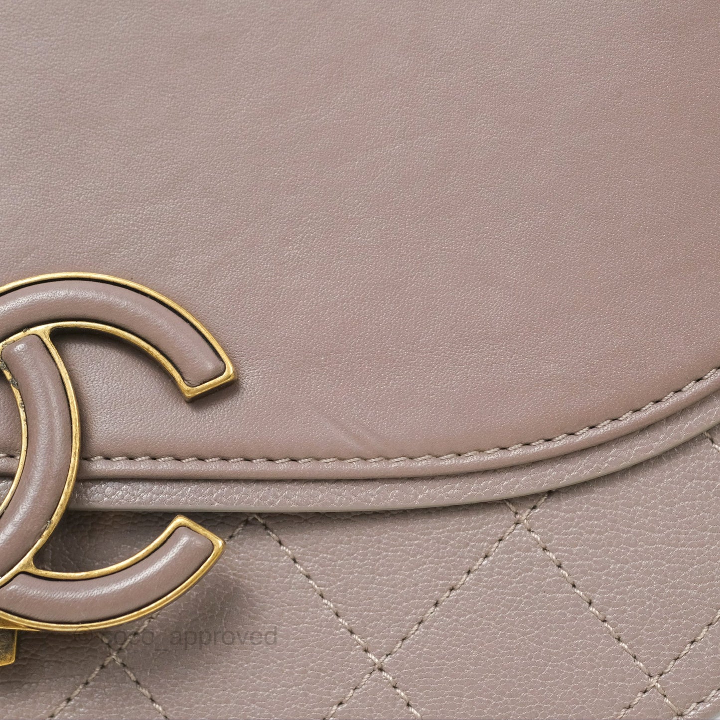 Chanel Coco Curve Flap Burnished Lilac Grey Calfskin Goatskin Antique Gold Hardware