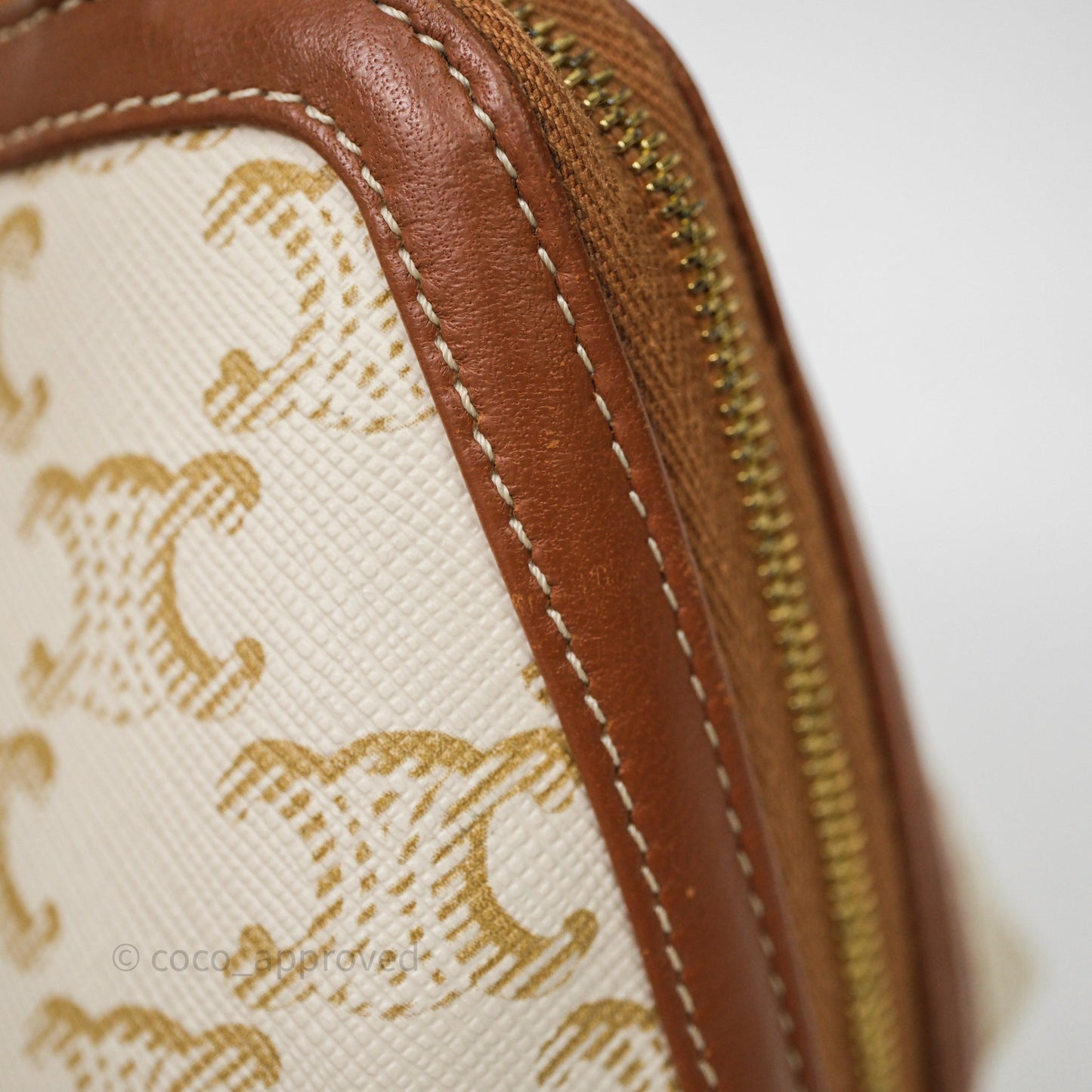 Celine Clutch With Chain Triomphe Canvas White/Tan