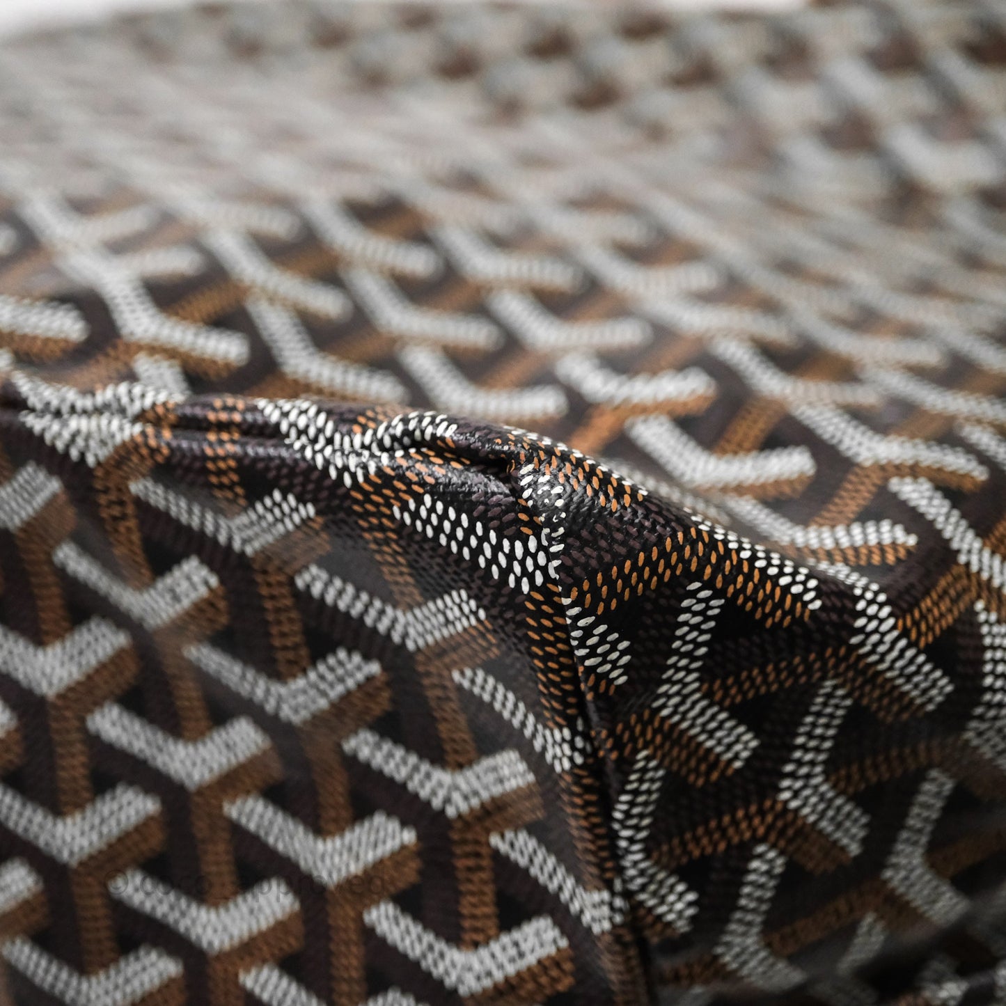 Goyard Saint Louis Tote Bag GM Black/Tan