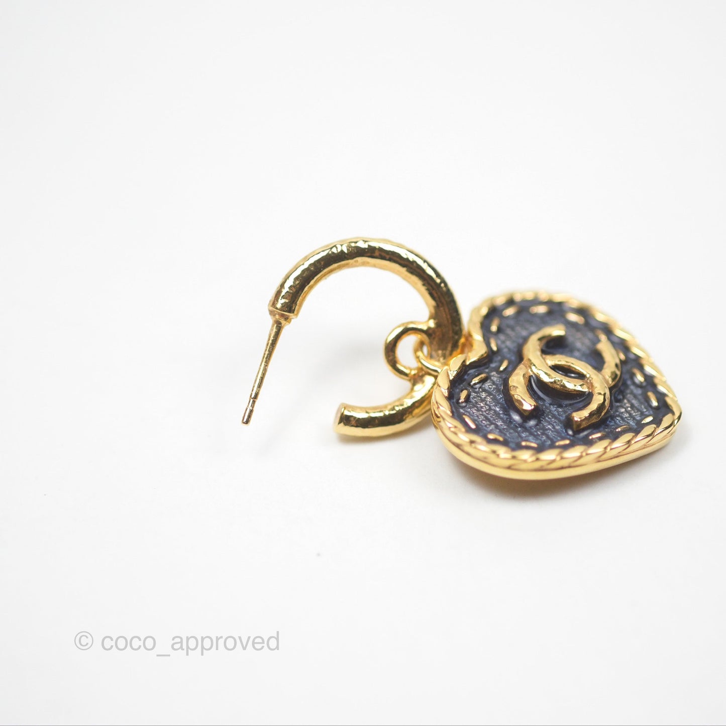 Chanel CC Navy Heart Drop Hoop Earrings Gold Tone 24P