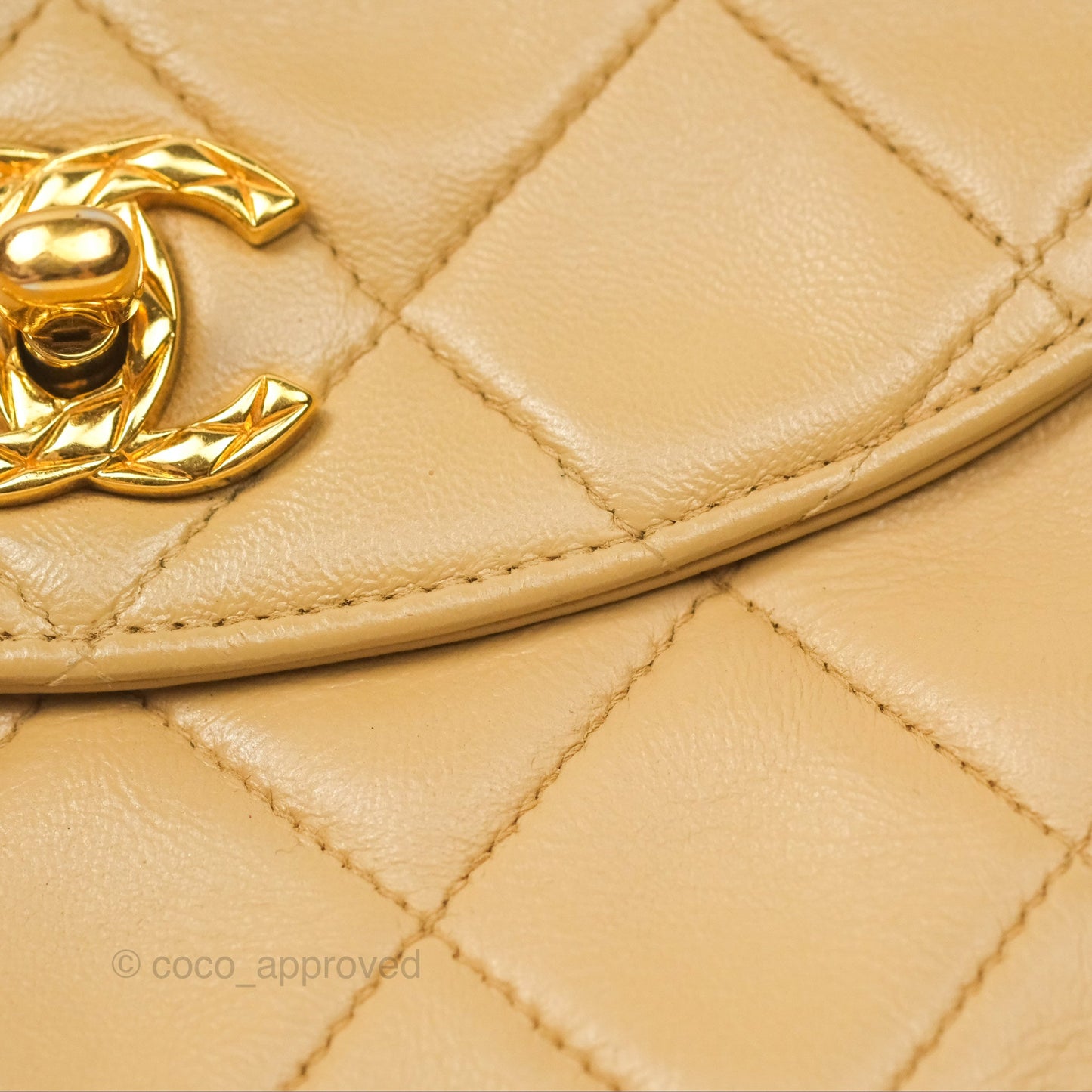 Chanel Vintage Round Flap Bag Quilted Beige Lambskin Gold Hardware