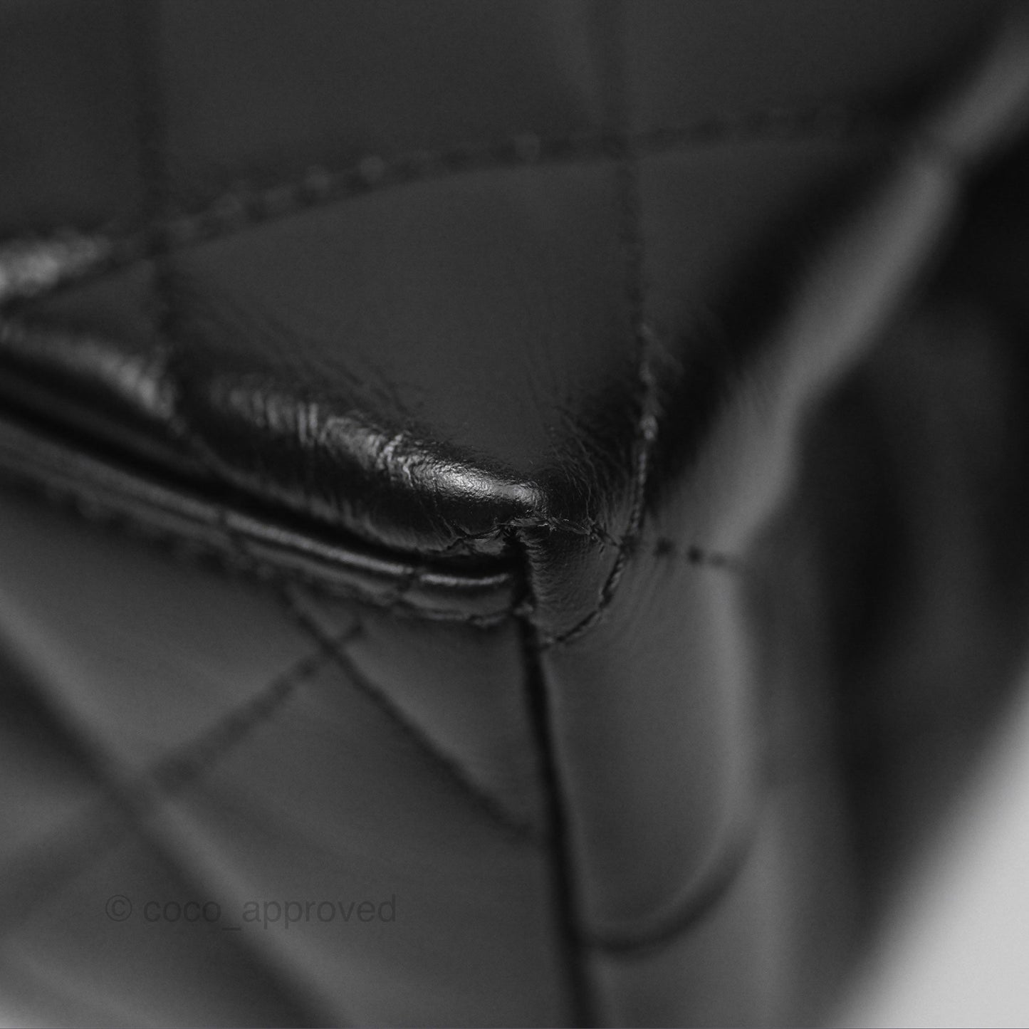 Chanel Kelly Bag Quilted Black Shiny Calfskin Aged Gold Hardware