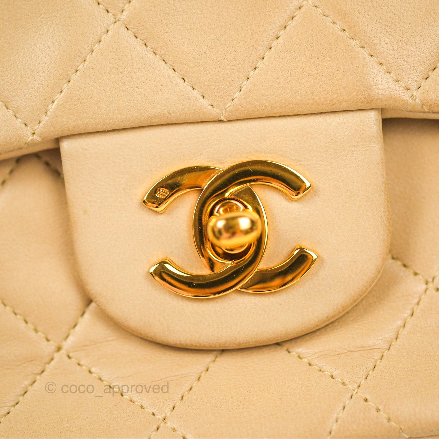 Chanel Vintage Medium Classic Flap Beige Lambskin 24K Gold Hardware