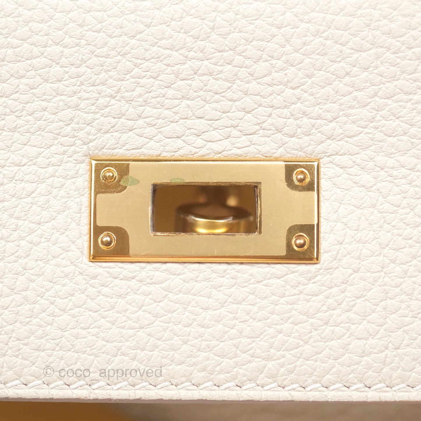 Hermès Kelly 28 Retourn Craie 10 Togo Gold Hardware