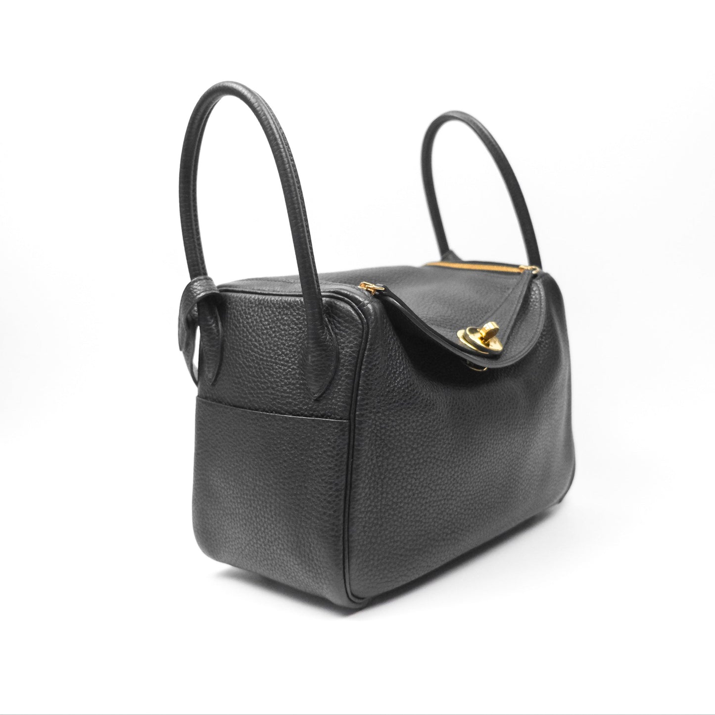 Hermès Lindy 26 Black Clemence Gold Hardware