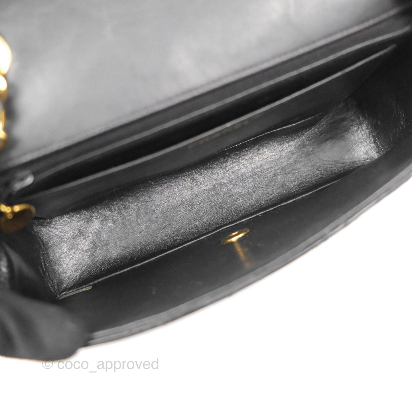 Chanel Vintage Quilted Medium Classic Diana Flap Bag Black 24K Gold Hardware