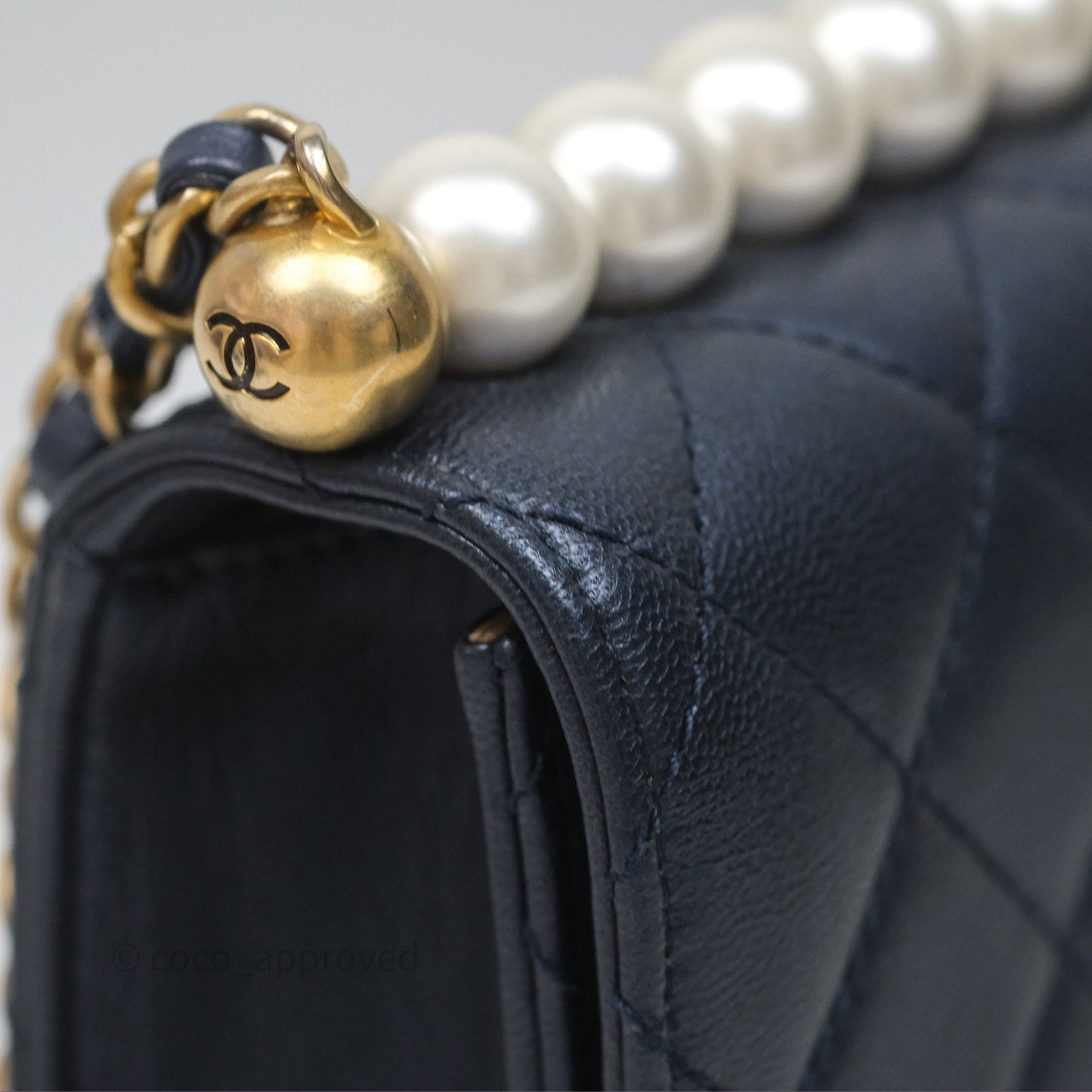 Chanel Quilted Chic Pearls Flap Iridescent Navy Goatskin Aged Gold Hardware
