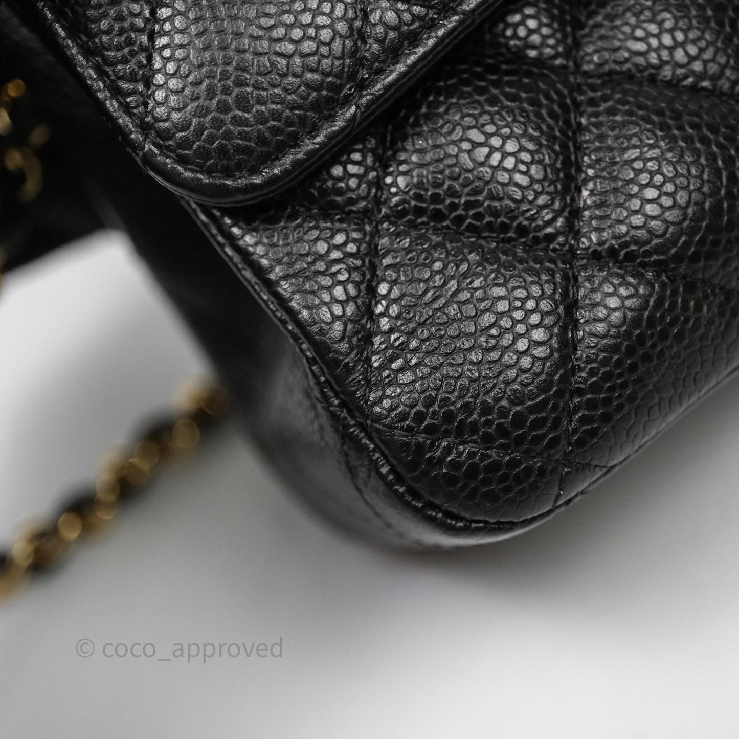Chanel Classic M/L Medium Flap Quilted Black Caviar Gold Hardware