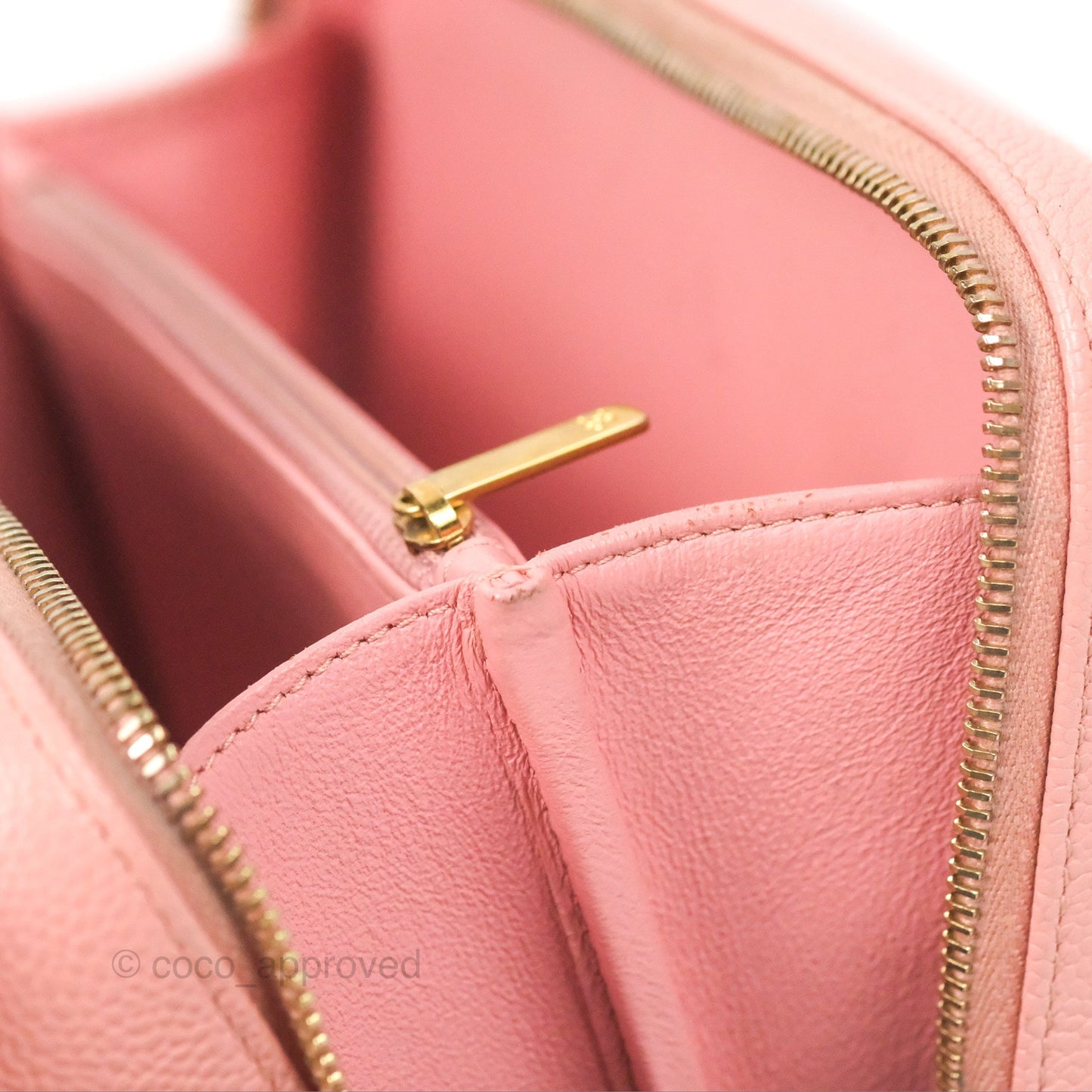 Chanel Quilted Medium CC Filigree Vanity Case Pink Caviar Gold Hardware