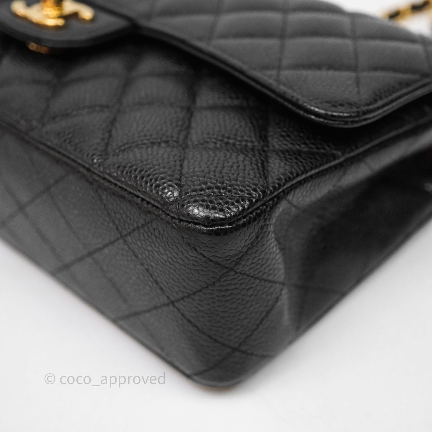 Chanel Classic M/L Medium Flap Quilted Black Caviar Gold Hardware