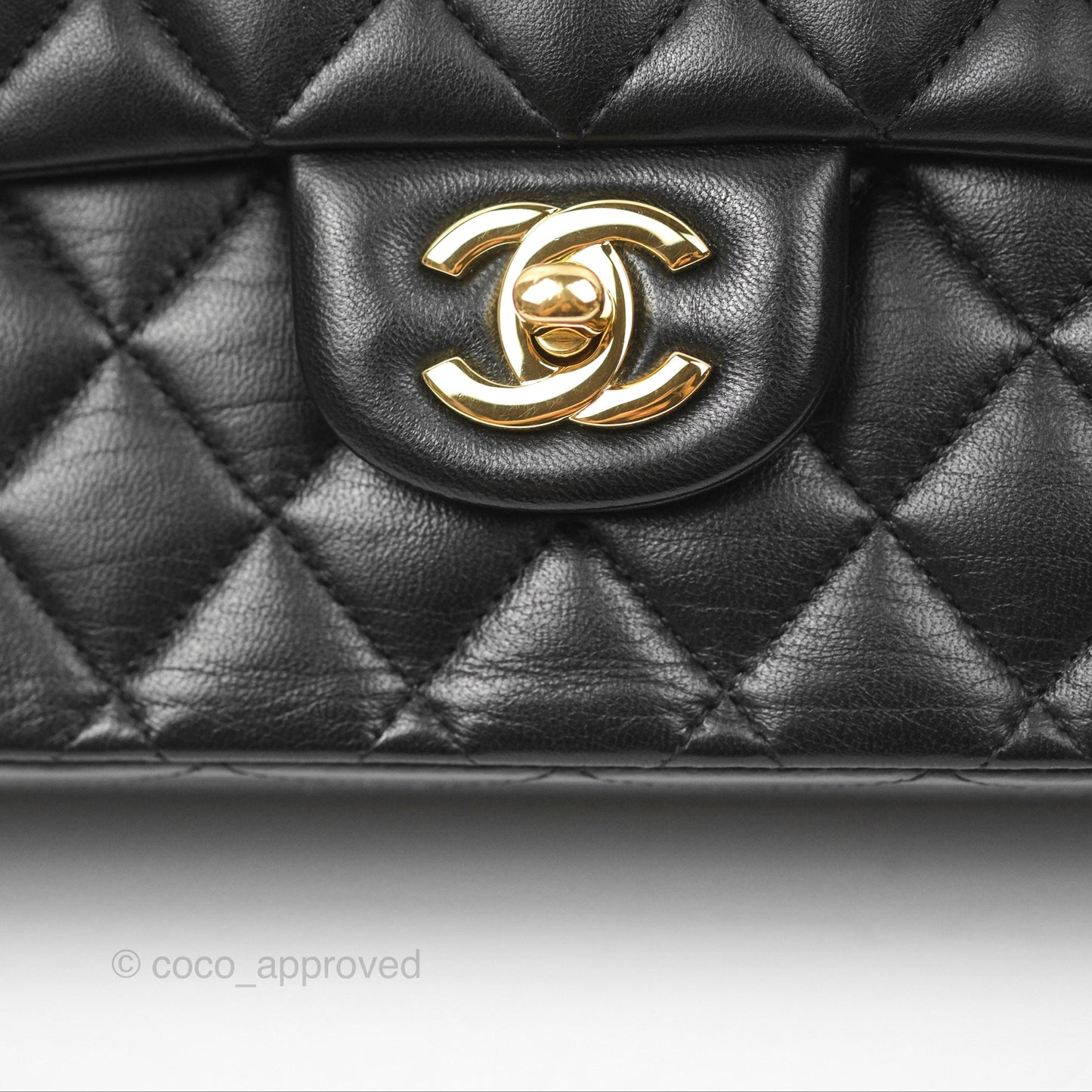 Chanel Classic M/L Medium Flap Quilted Black Lambskin Gold Hardware