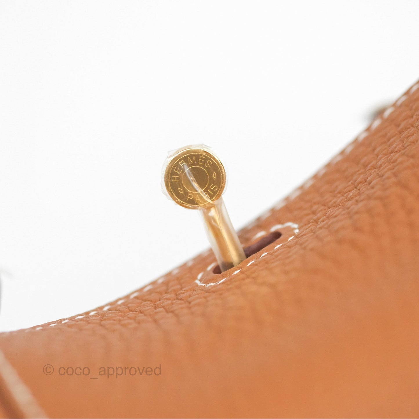 Hermès Mini Lindy 20 Gold Clemence Gold Hardware